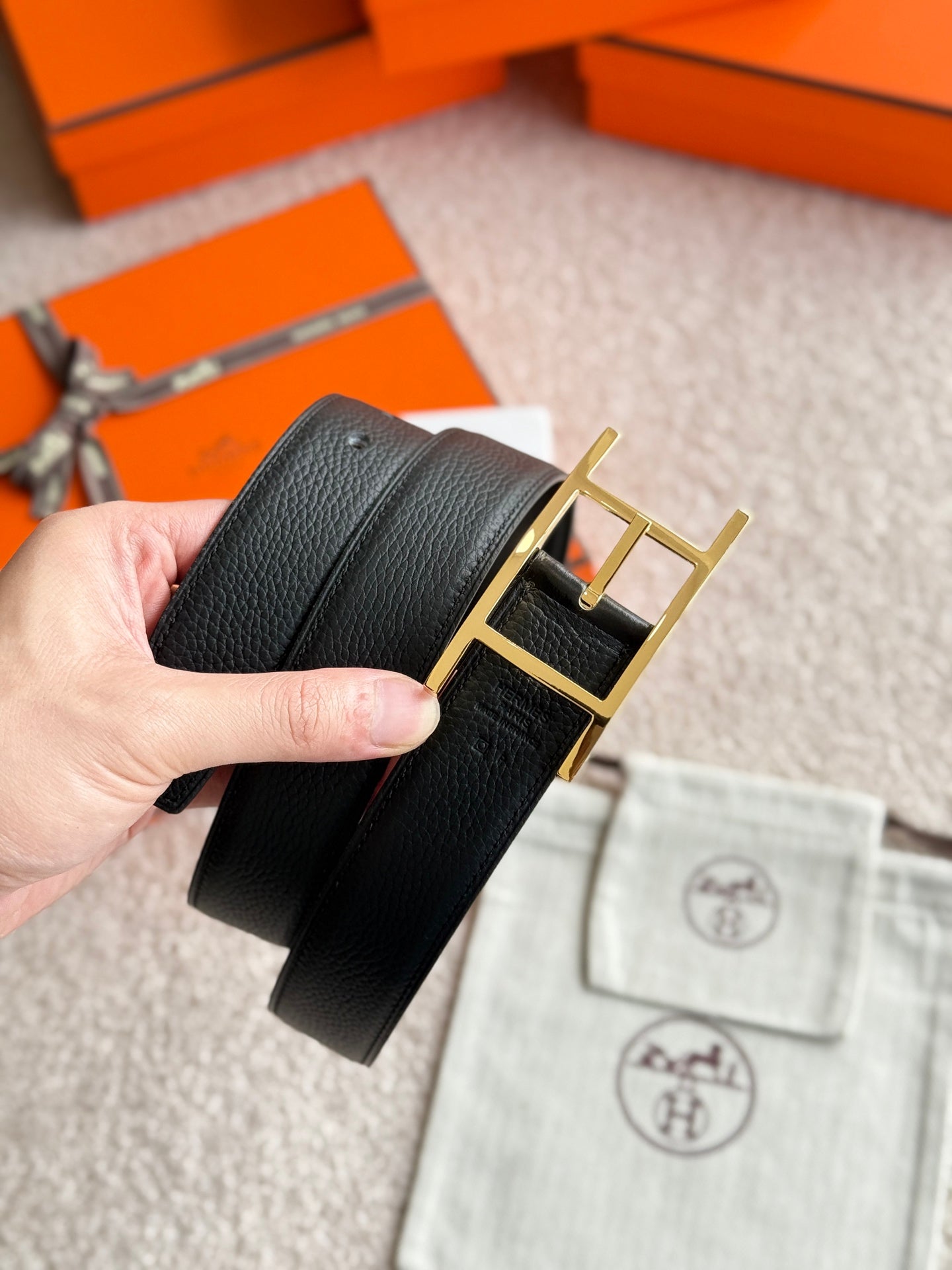 HM Gold Quentin Reversible 32mm Belt Black Leather 188087