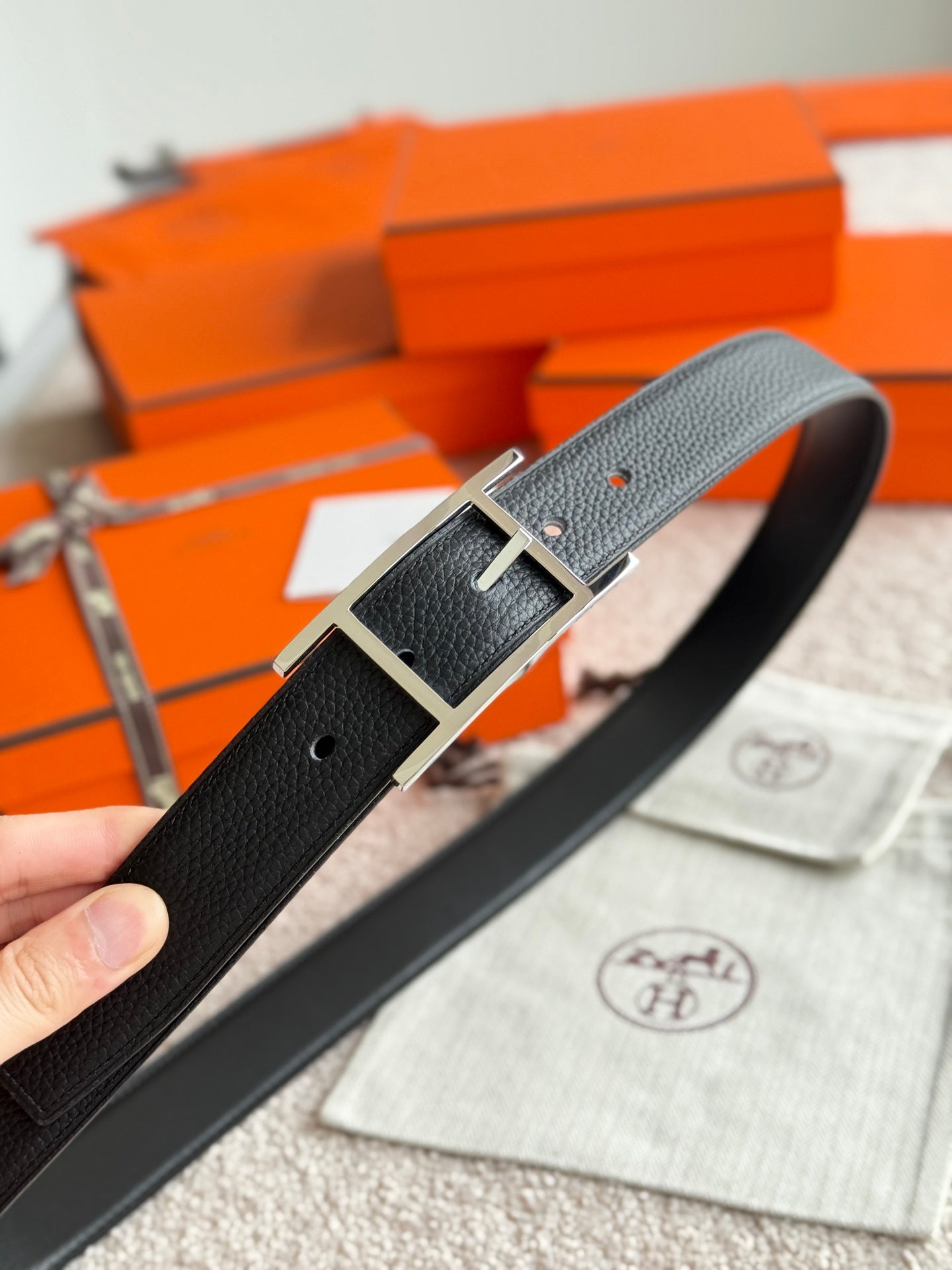 HM Silver Quentin Reversible 32mm Belt Black Leather 188086