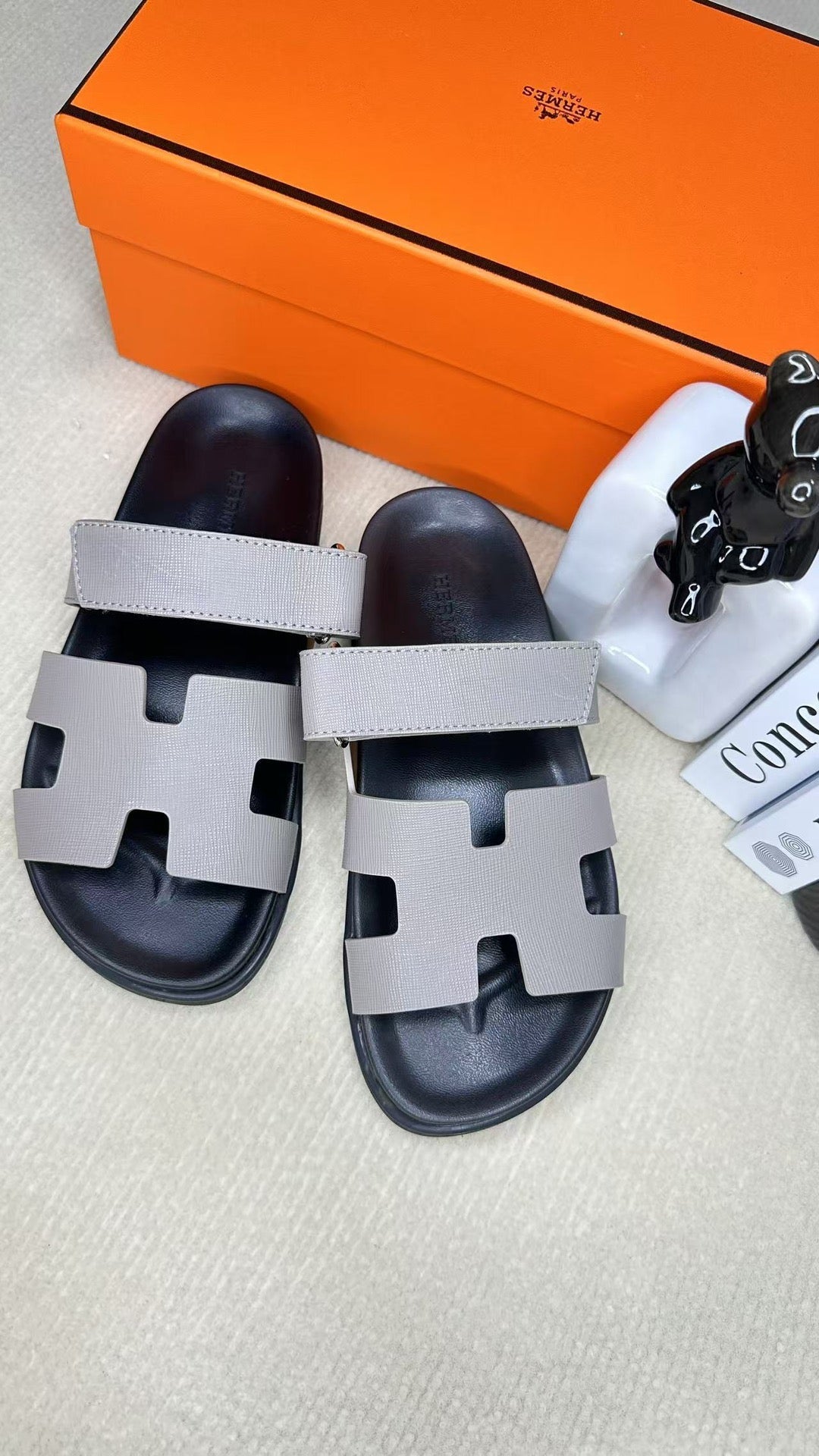 HM Men's Chypre Slide Black Grey Cowhide 540211