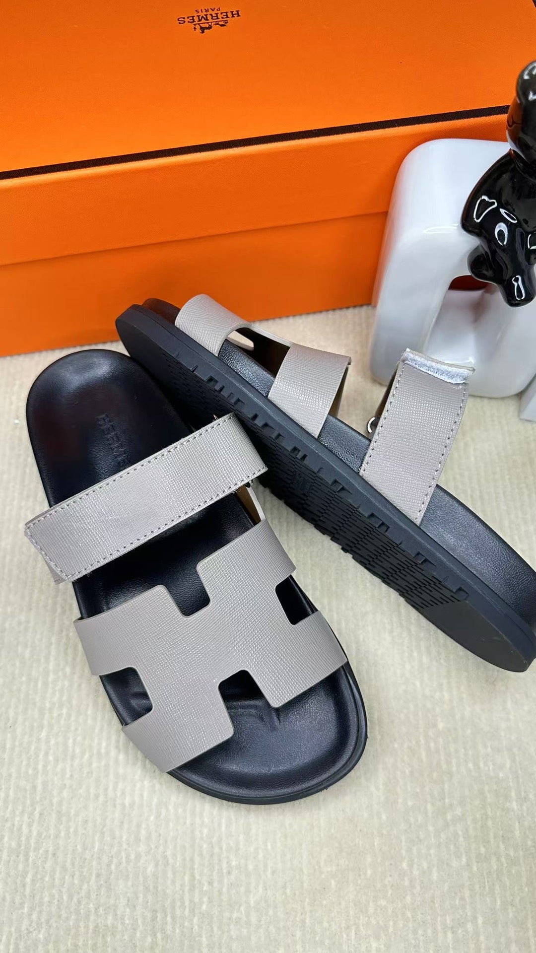 HM Men's Chypre Slide Black Grey Cowhide 540211