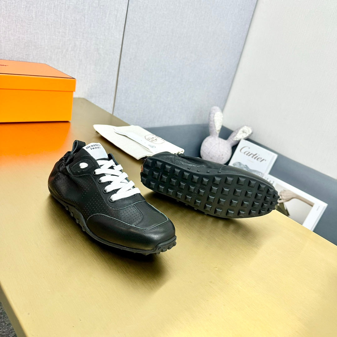 HM Sneaker In 25mm Black Lambskin 956329