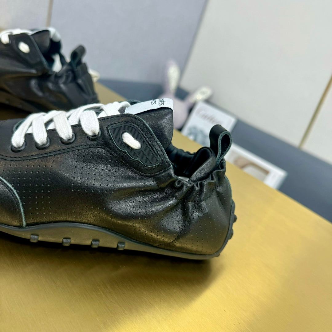 HM Sneaker In 25mm Black Lambskin 956329