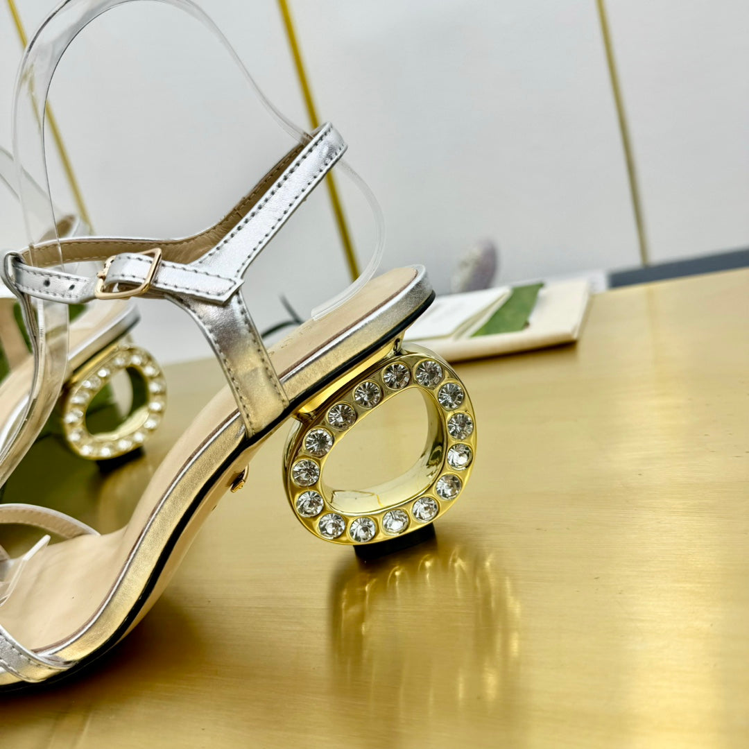 MEDIUM-HEEL SANDAL IN SILVER CALFSKIN WITH RHINSTONES