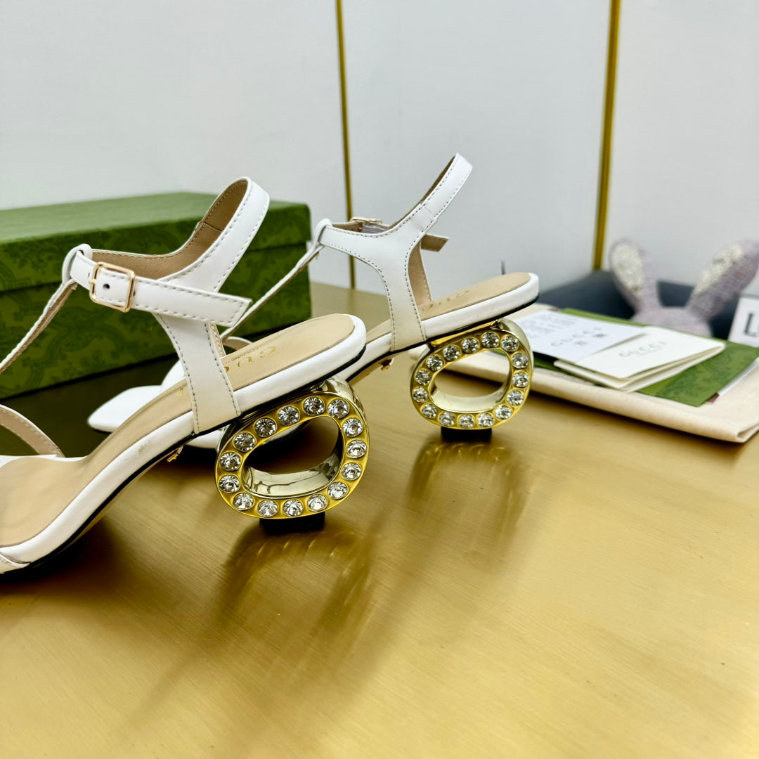 MEDIUM-HEEL SANDAL IN WHITE CALFSKIN WITH RHINSTONES