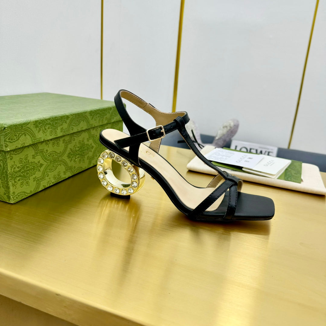 MEDIUM-HEEL SANDAL IN BLACK CALFSKIN WITH RHINSTONES