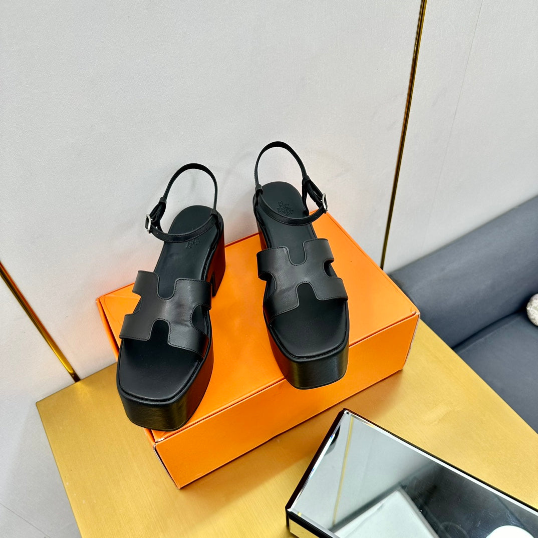 HM Platform Slingback Black Calfskin 370757