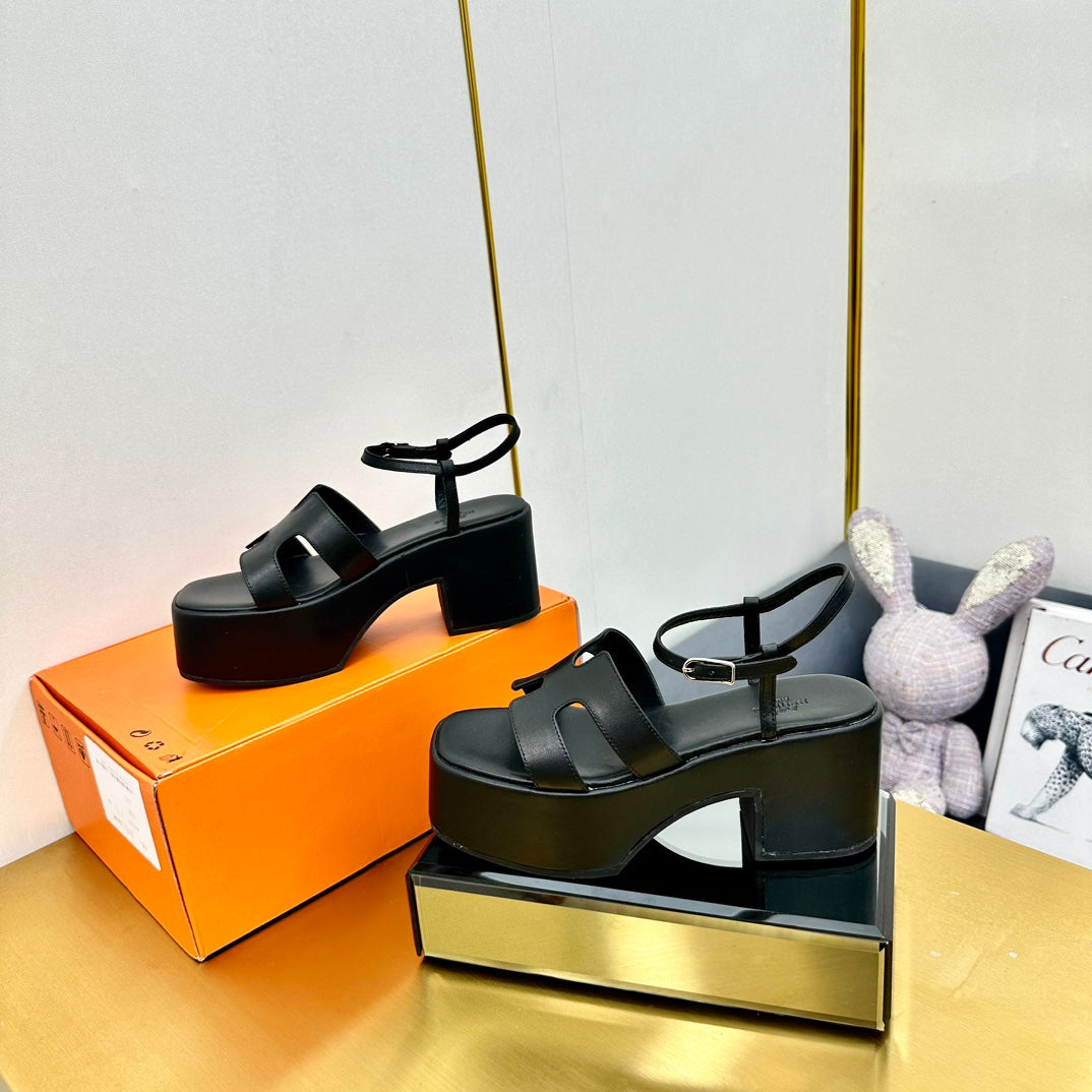 HM Platform Slingback Black Calfskin 370757