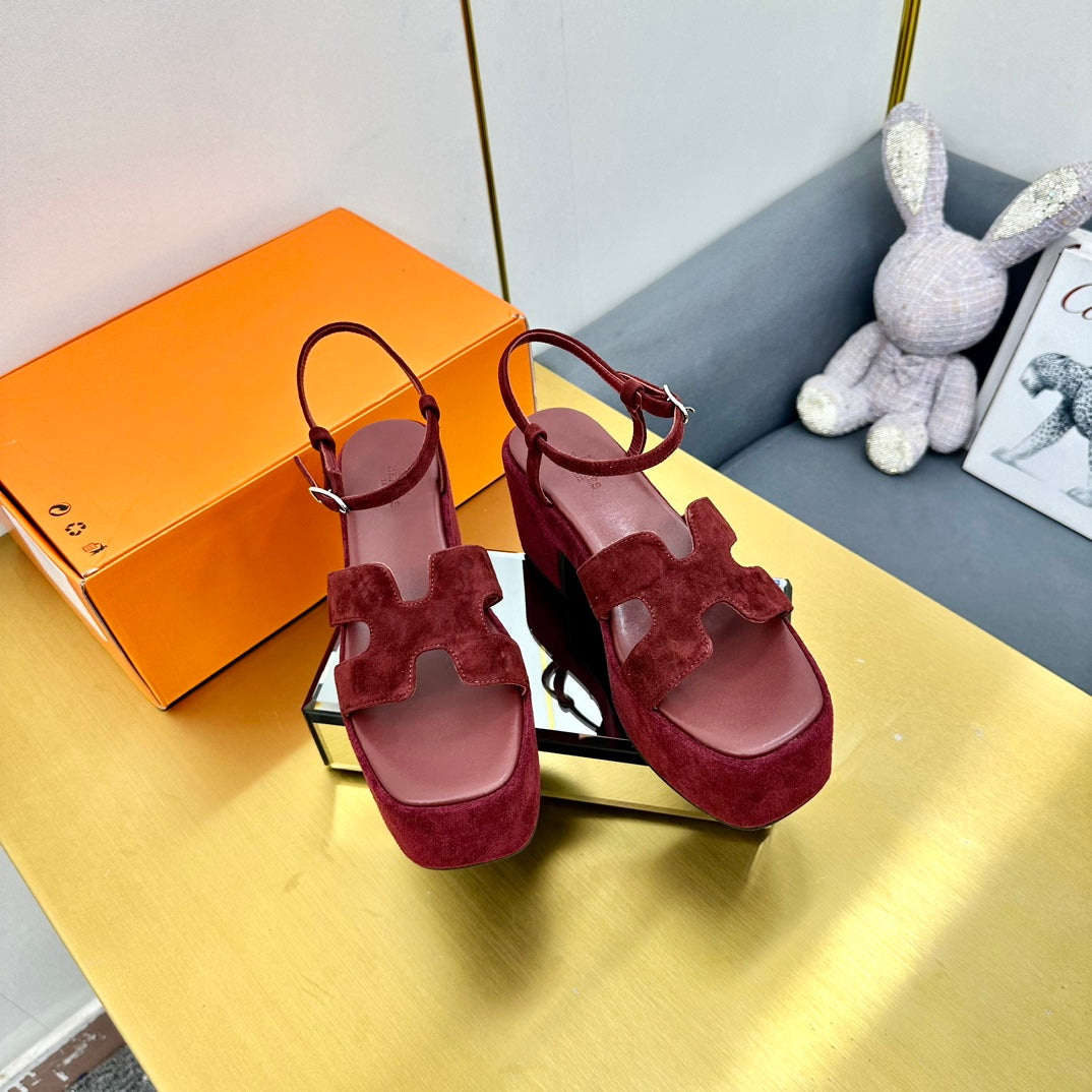 HM Platform Slingback Red Suede 370759