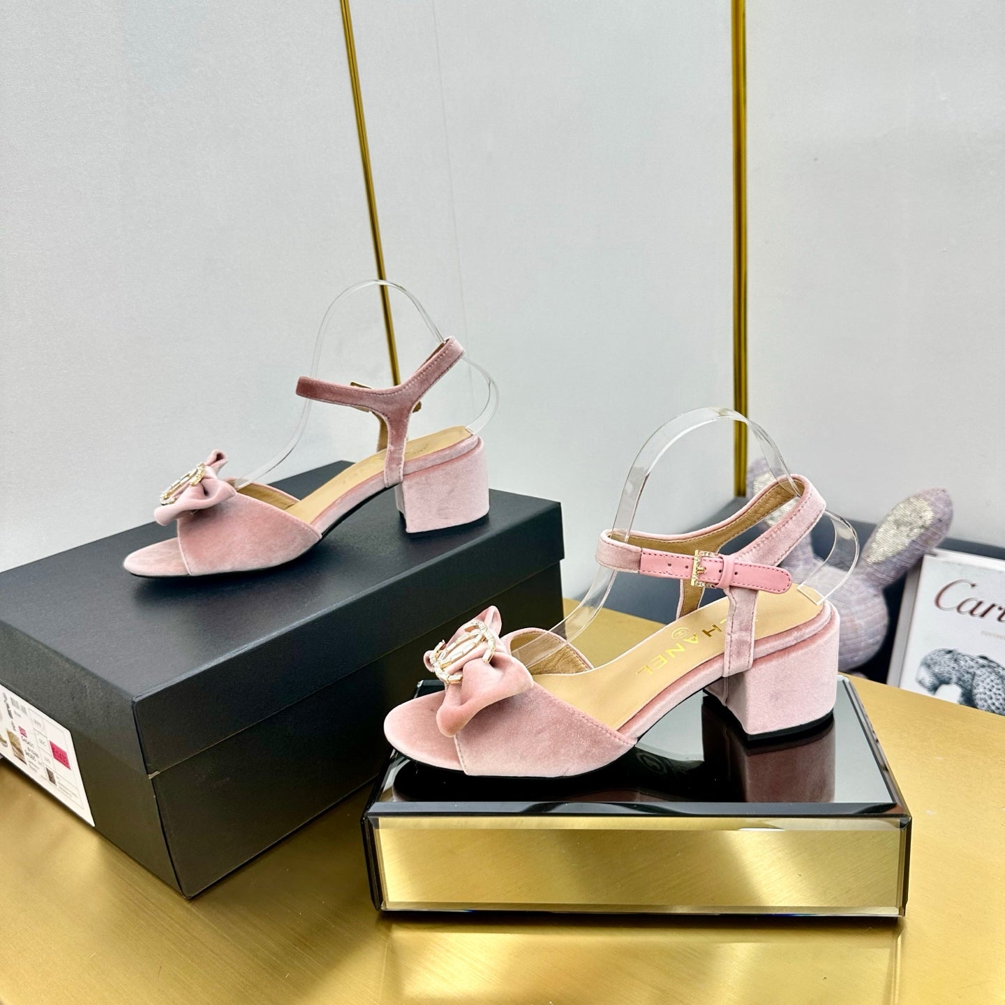 CC 25 Sandal Heels Tea Rose PInk Velvet 238483