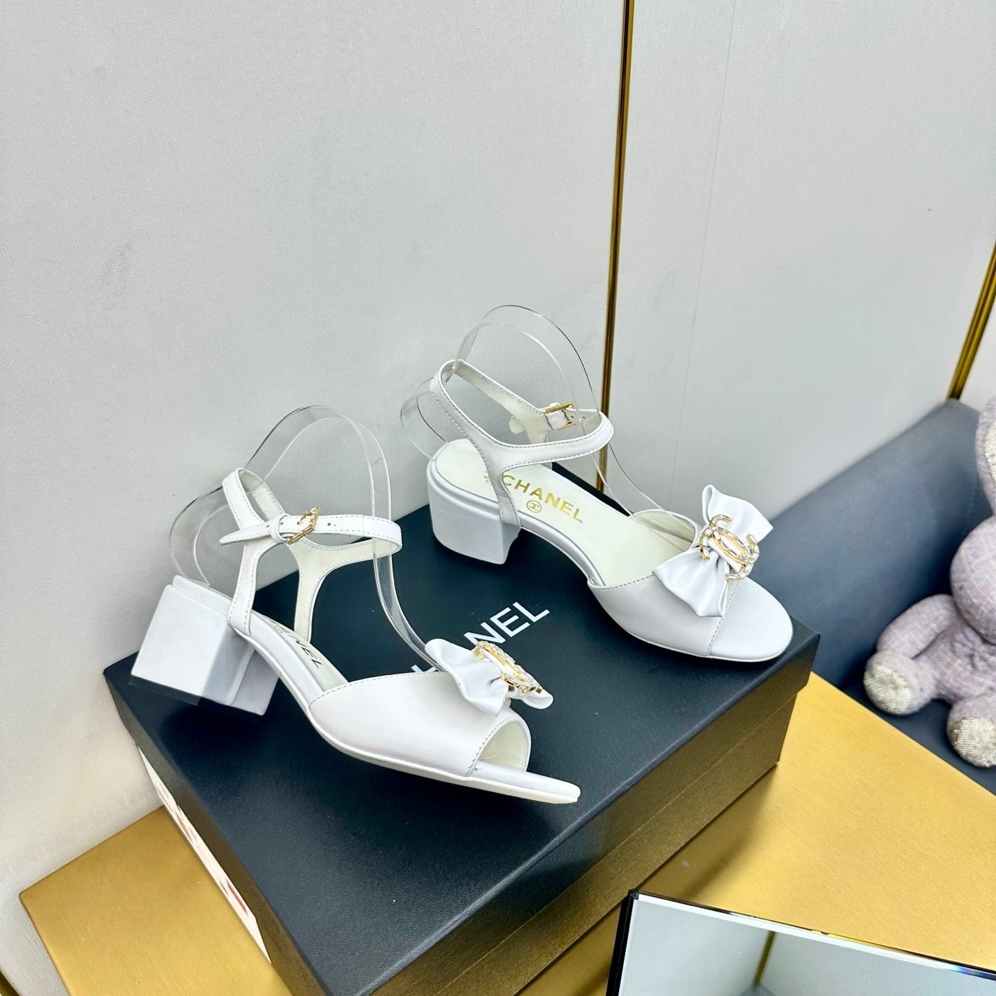 CC 25 Sandal Heels Yellow Sheepskin 238485