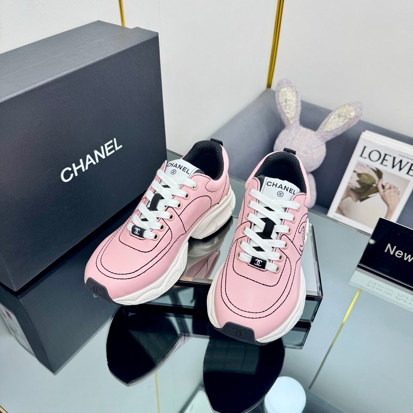CC Sneaker Pink with Logo Cowhide 238620