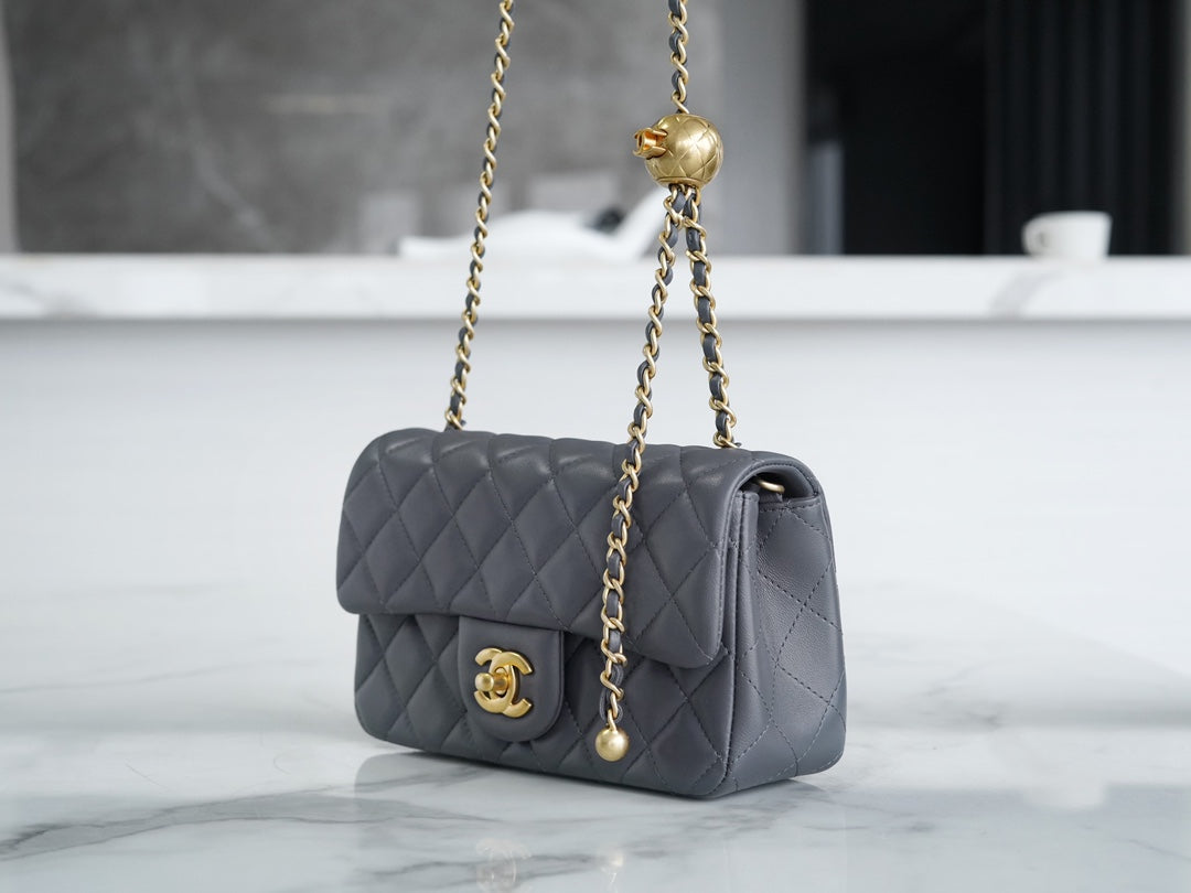 CLASSIC FLAP BAG MINI RECTANGE 20 ROCK GRAY LAMBSKIN GOLD HARDWARE