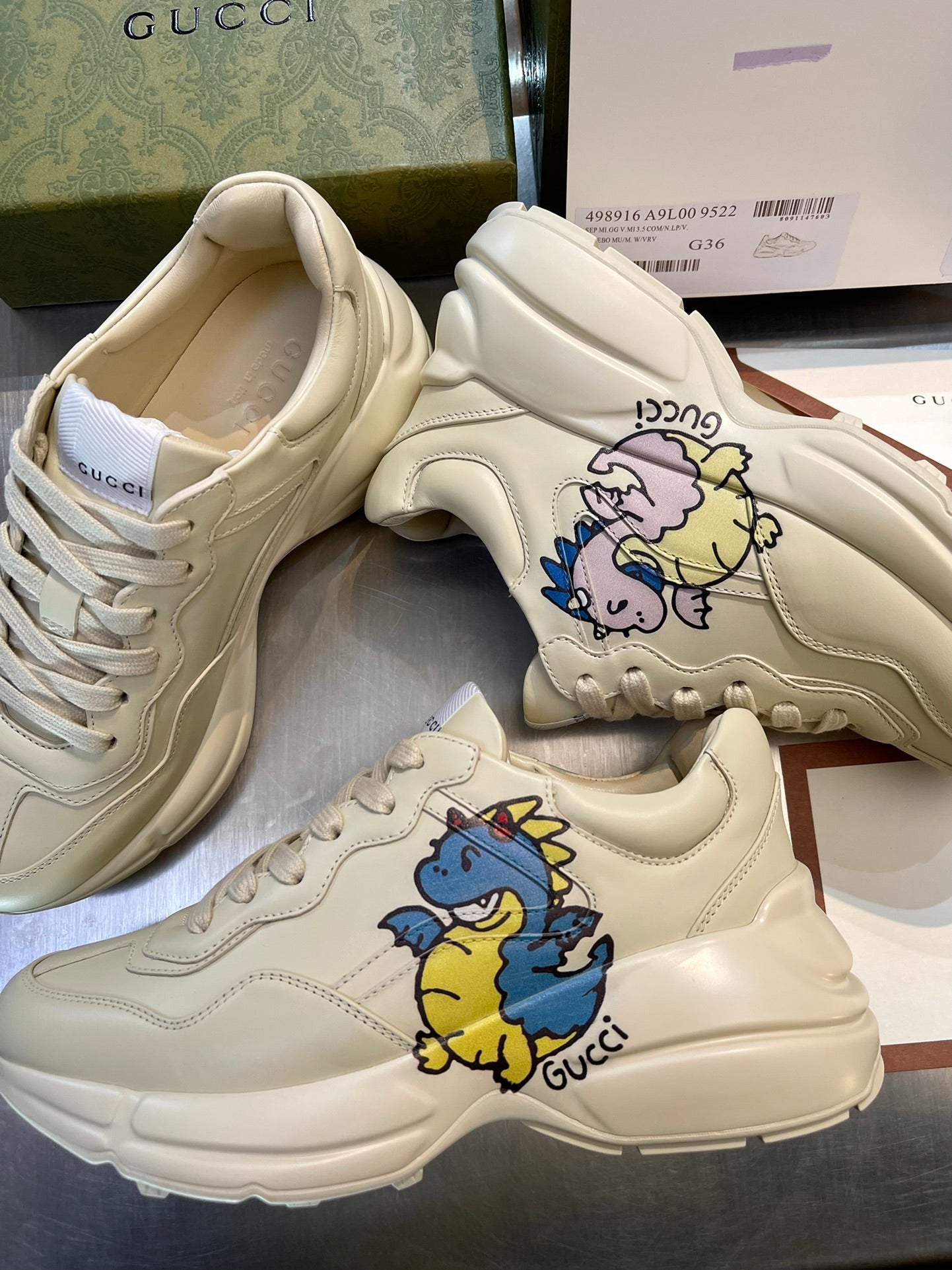 GG Men's Rhyton Sneaker Milk White Sticker Calfskin 524495