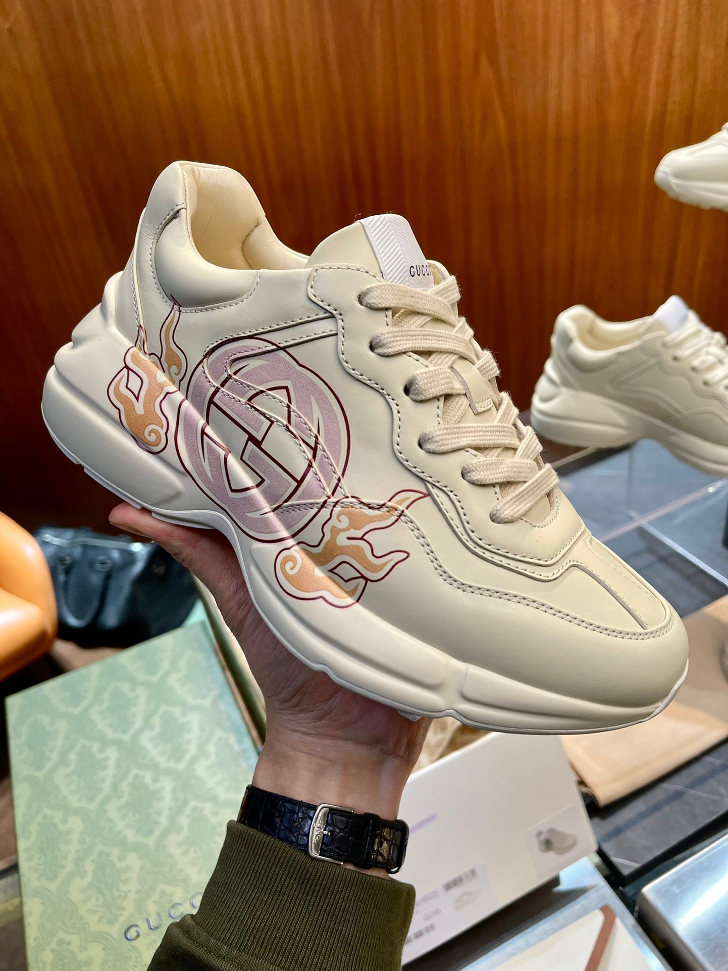 GG Men's Rhyton Sneaker Milk White Calfskin 524496