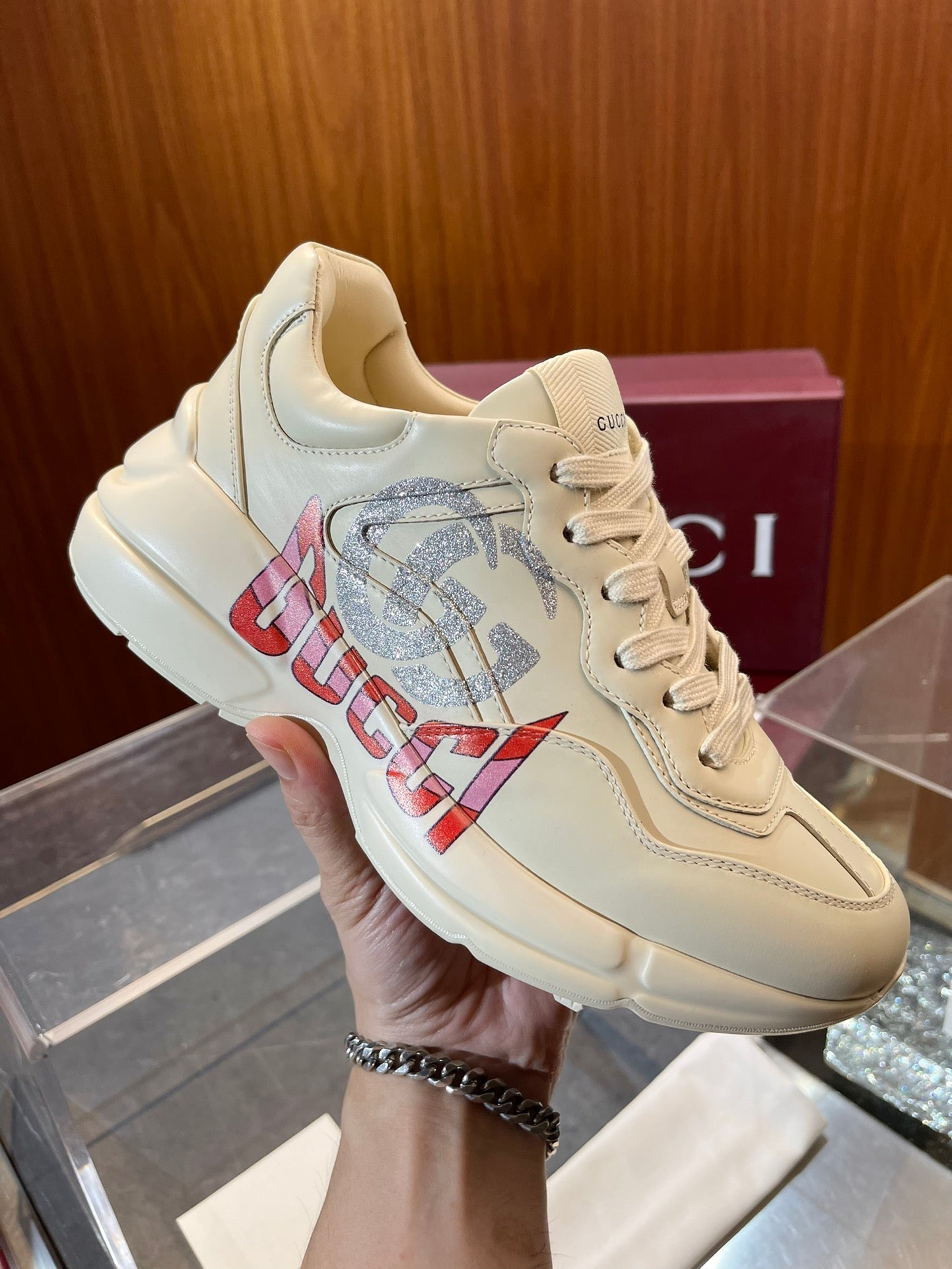 GG Men's Rhyton Sneaker Milk White Calfskin 524482