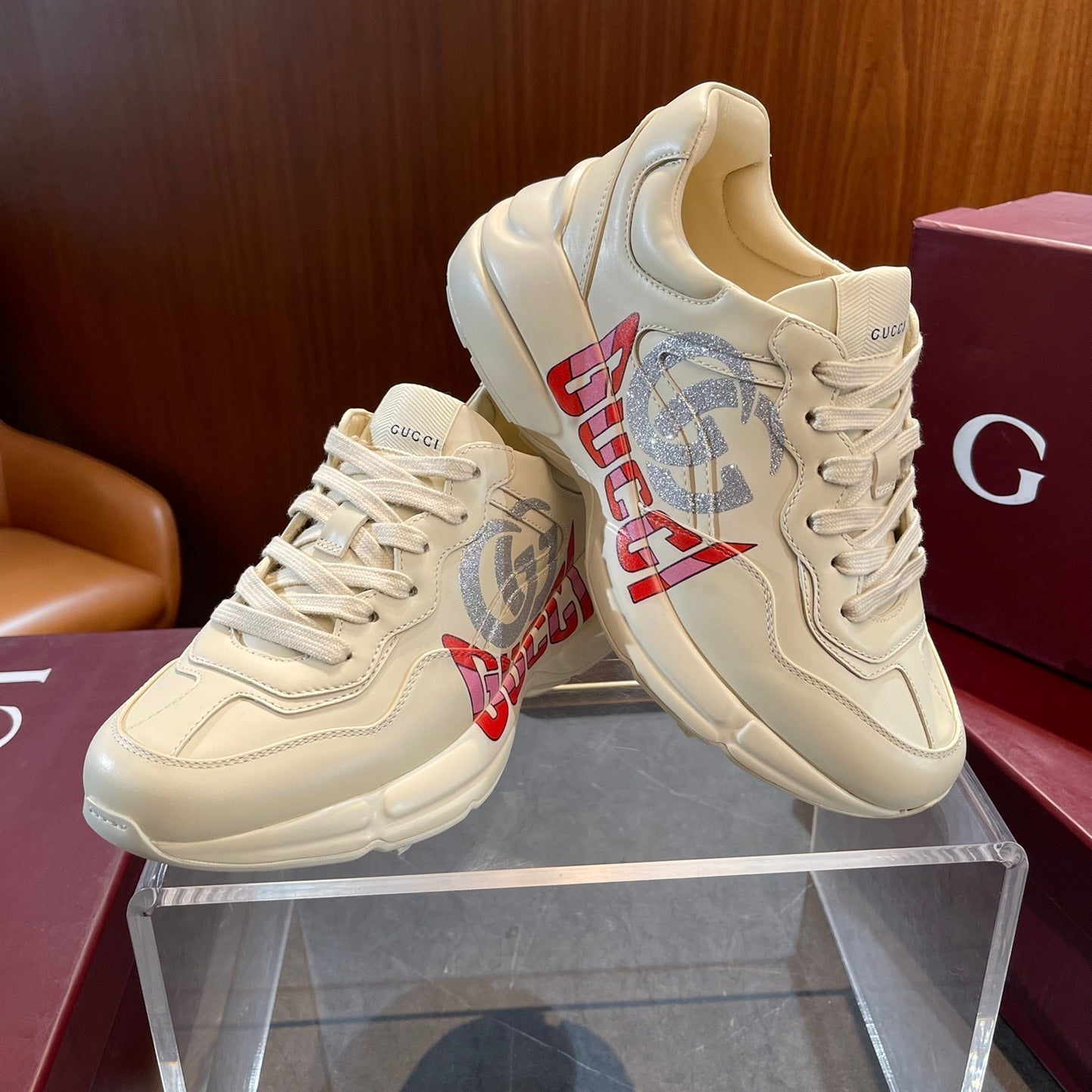 GG Men's Rhyton Sneaker Milk White Calfskin 524482