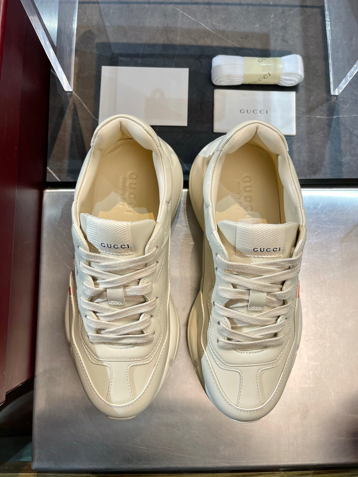 GG Men's Rhyton Sneaker Milk White Calfskin 524482