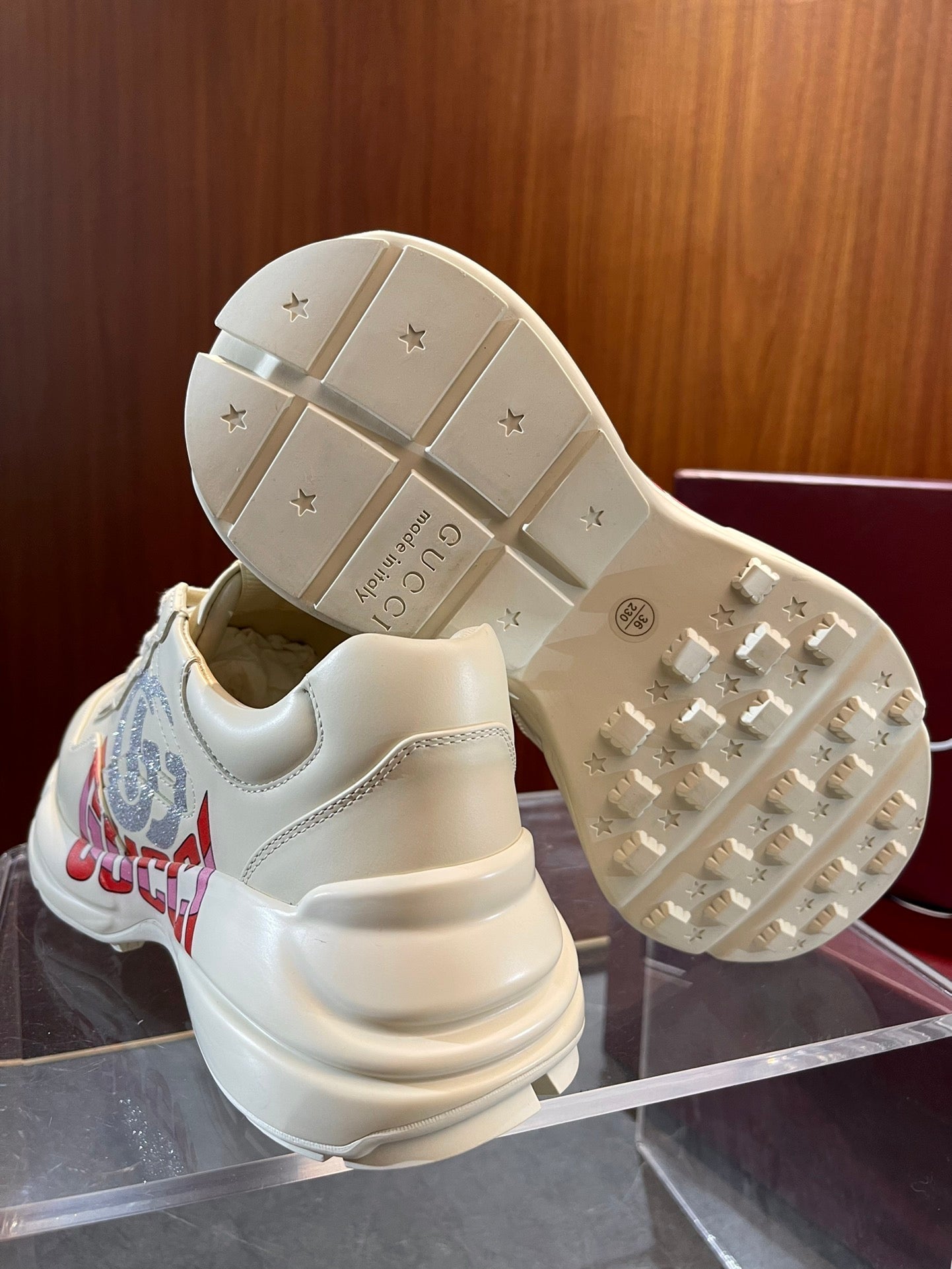 GG Men's Rhyton Sneaker Milk White Calfskin 524482