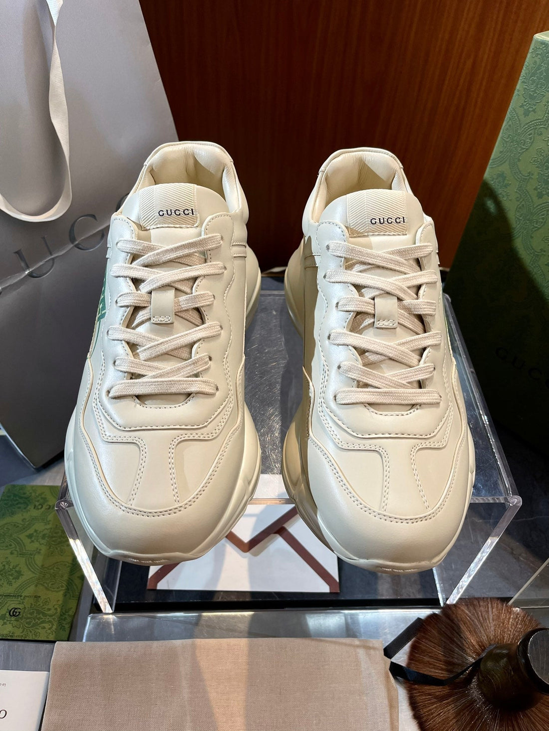 GG Men's Rhyton Sneaker Milk White Calfskin 524489