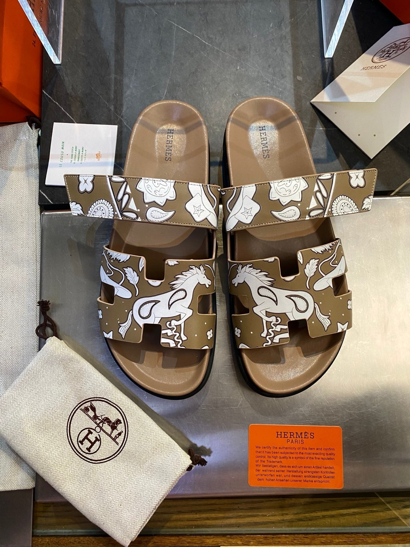 HM Men's Chypre Slide Calfskin 555859