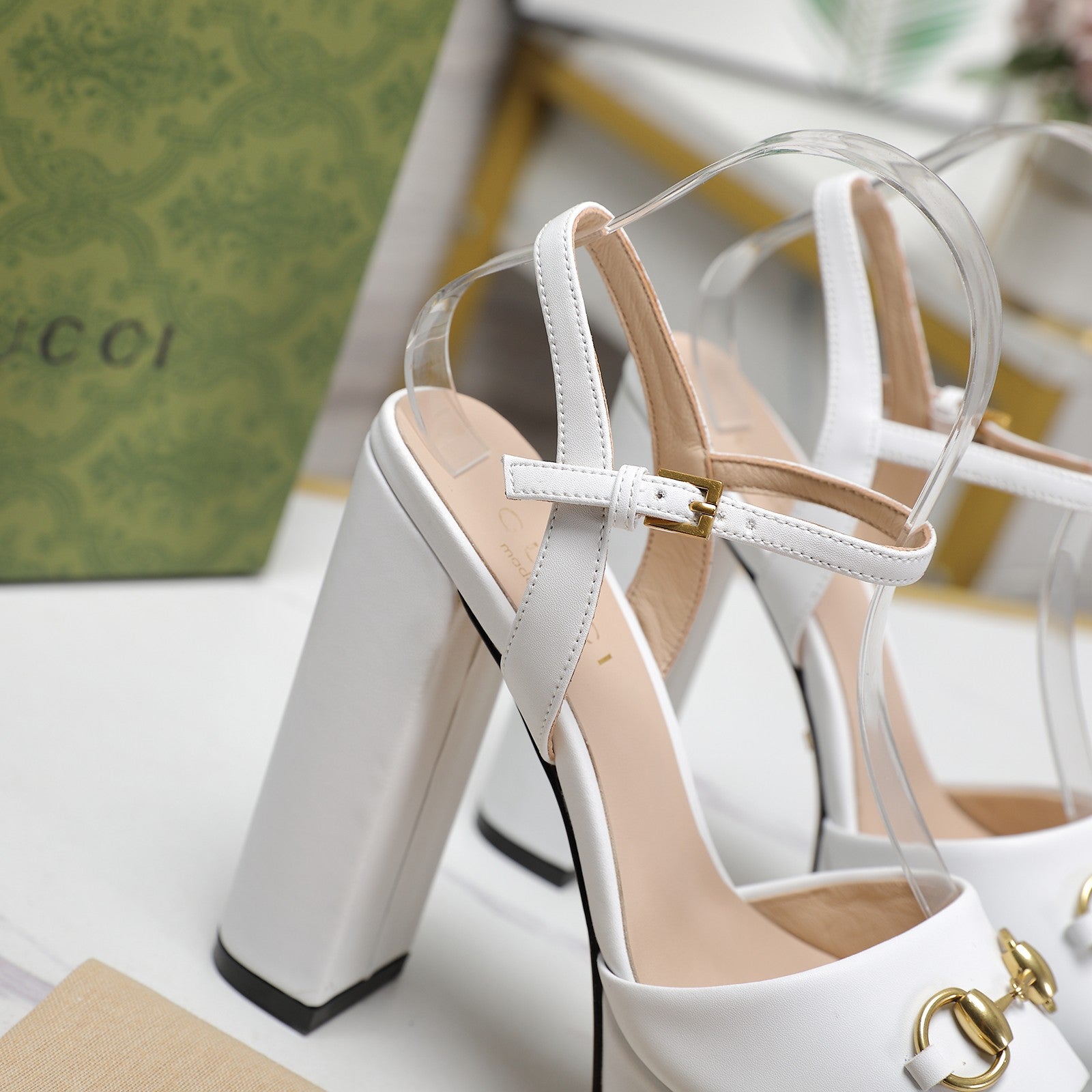 GG Sandales Cuir Noir White