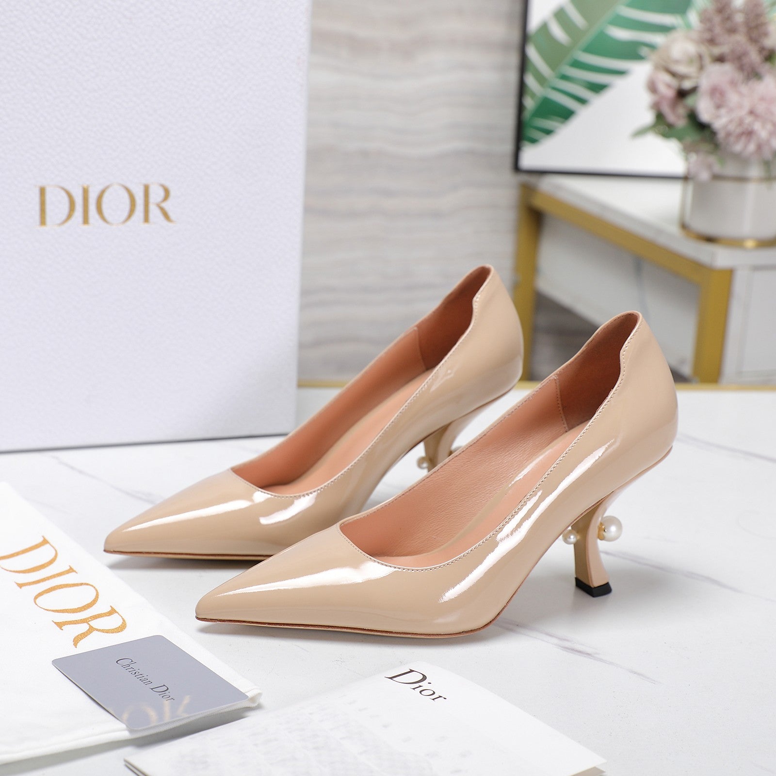 CD Tribales Pump 80mm Glossy Beige Cowhide