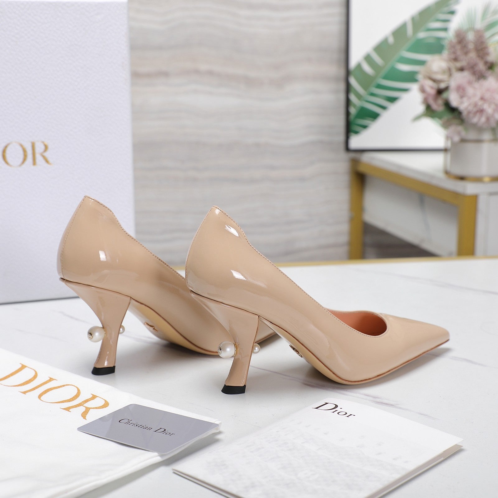 CD Tribales Pump 80mm Glossy Beige Cowhide