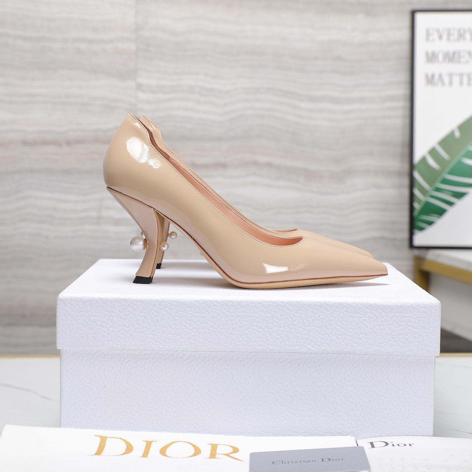 CD Tribales Pump 80mm Glossy Beige Cowhide