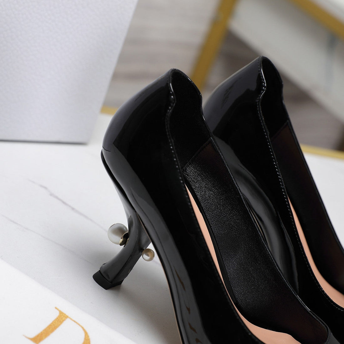 CD Tribales Pump 80mm Glossy Black Cowhide