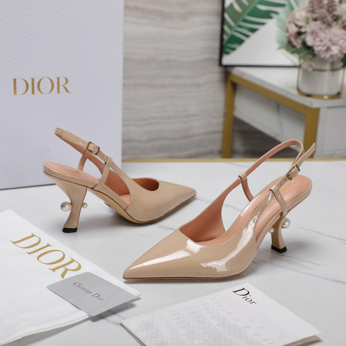 CD Tribales Slingback Pump Glossy Beige Cowhide