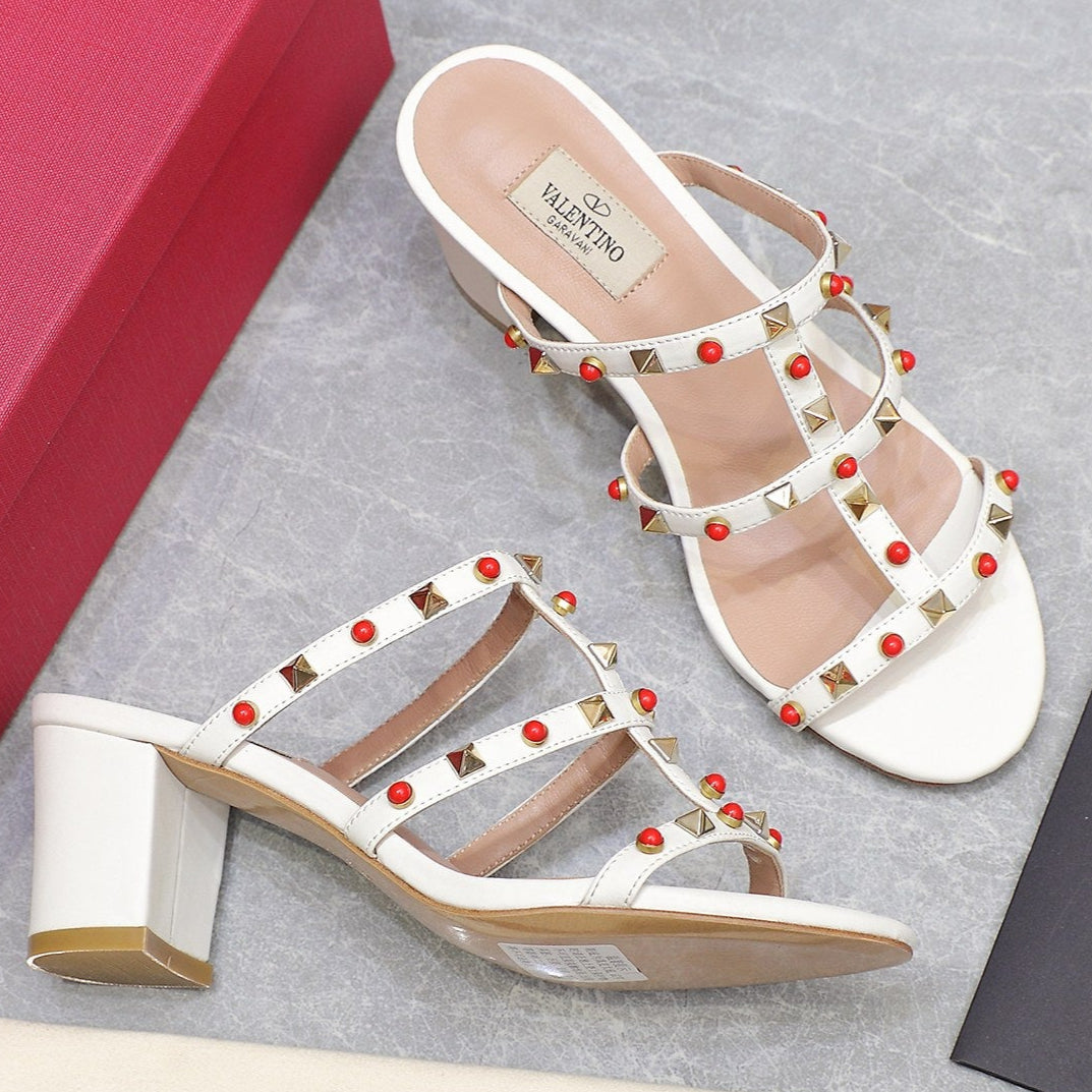 VT 25 Rockstud Heeled Sandals White Sheepskin 289665