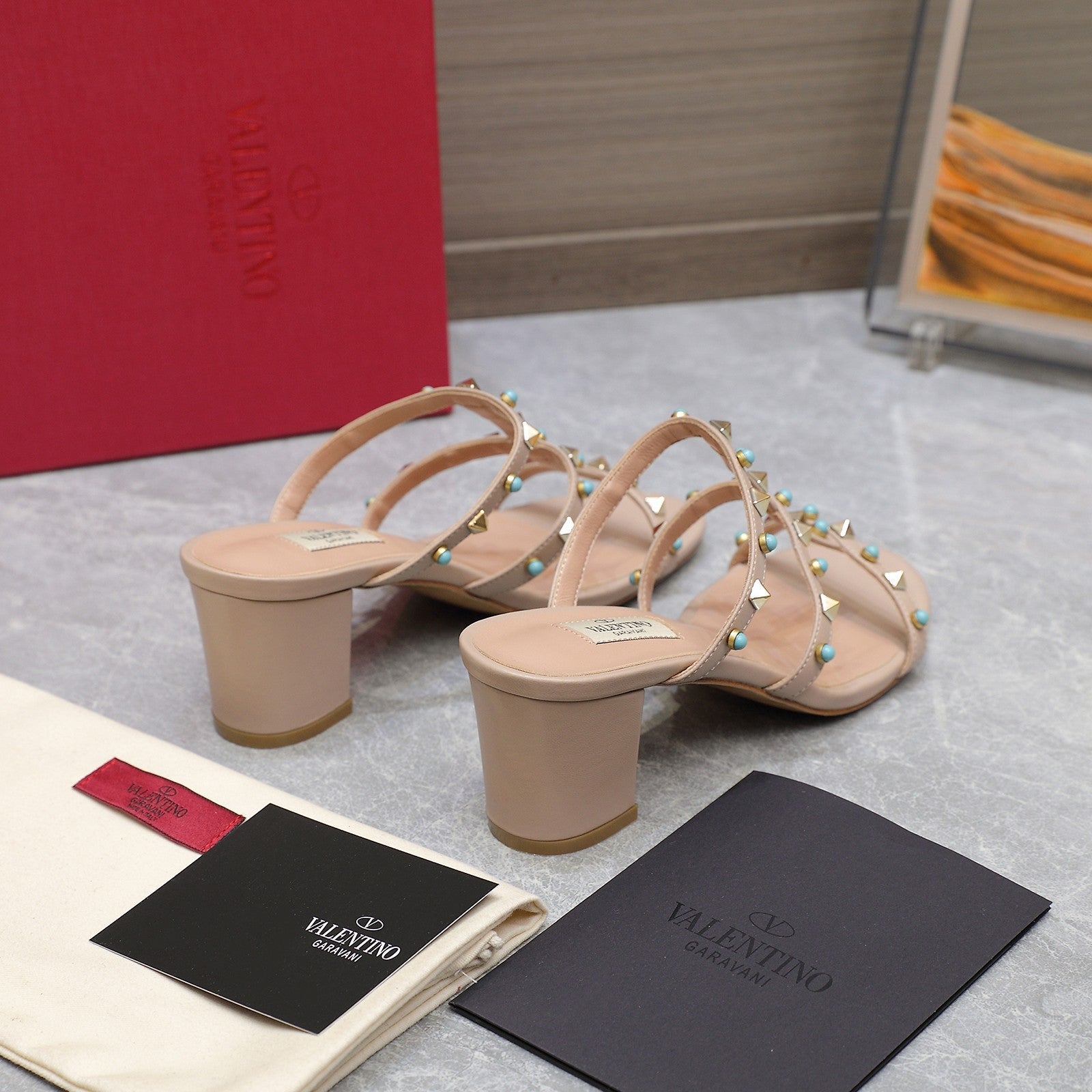 VT 25 Rockstud Heeled Sandals Nude Sheepskin 289666