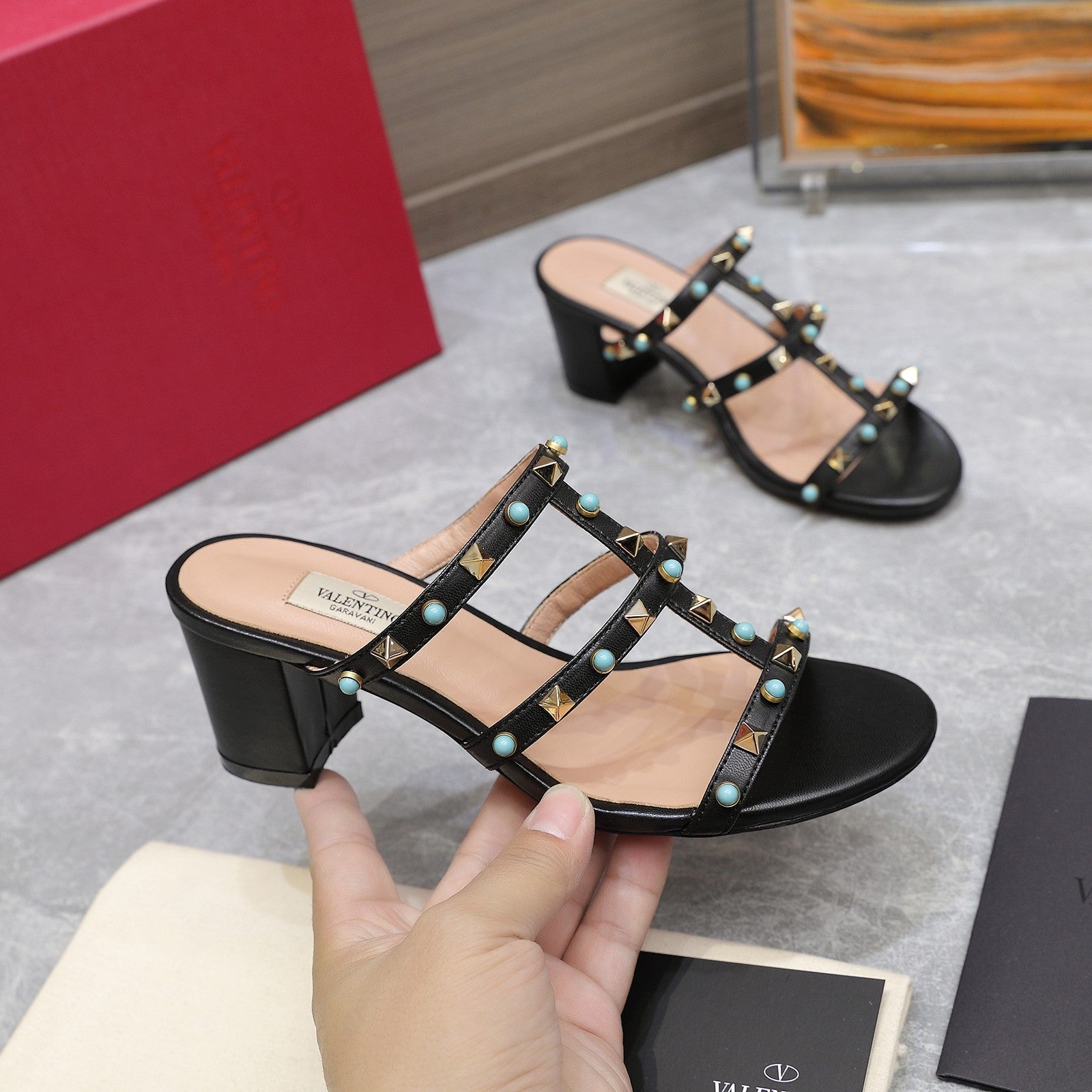VT 25 Rockstud Heeled Sandals Black Sheepskin 289667
