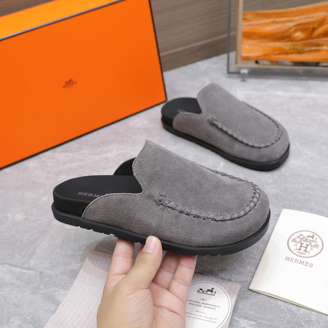 HM 25 Johan Mule Grey Suede