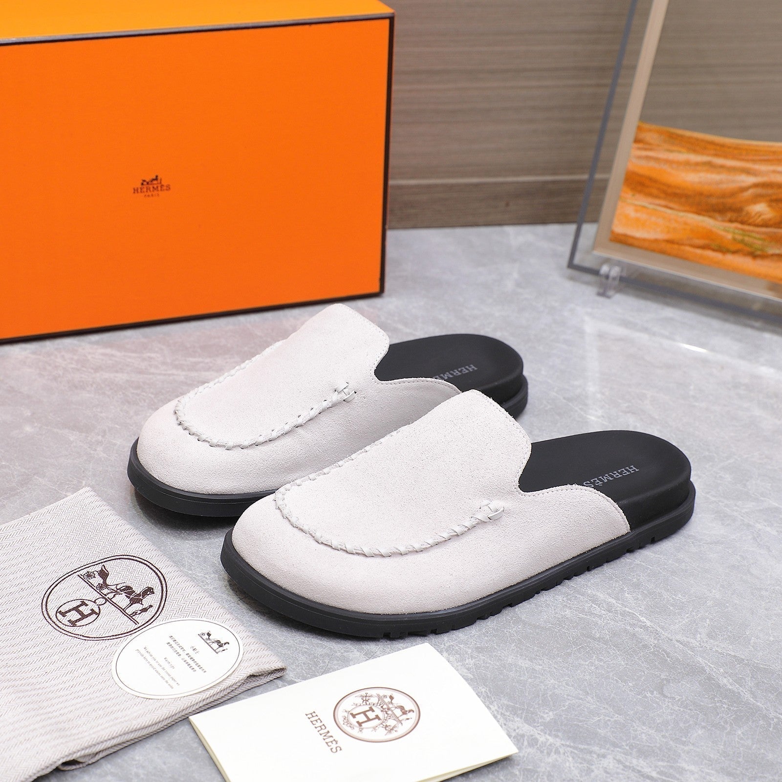 HM 25 Johan Mule Light Grey Suede