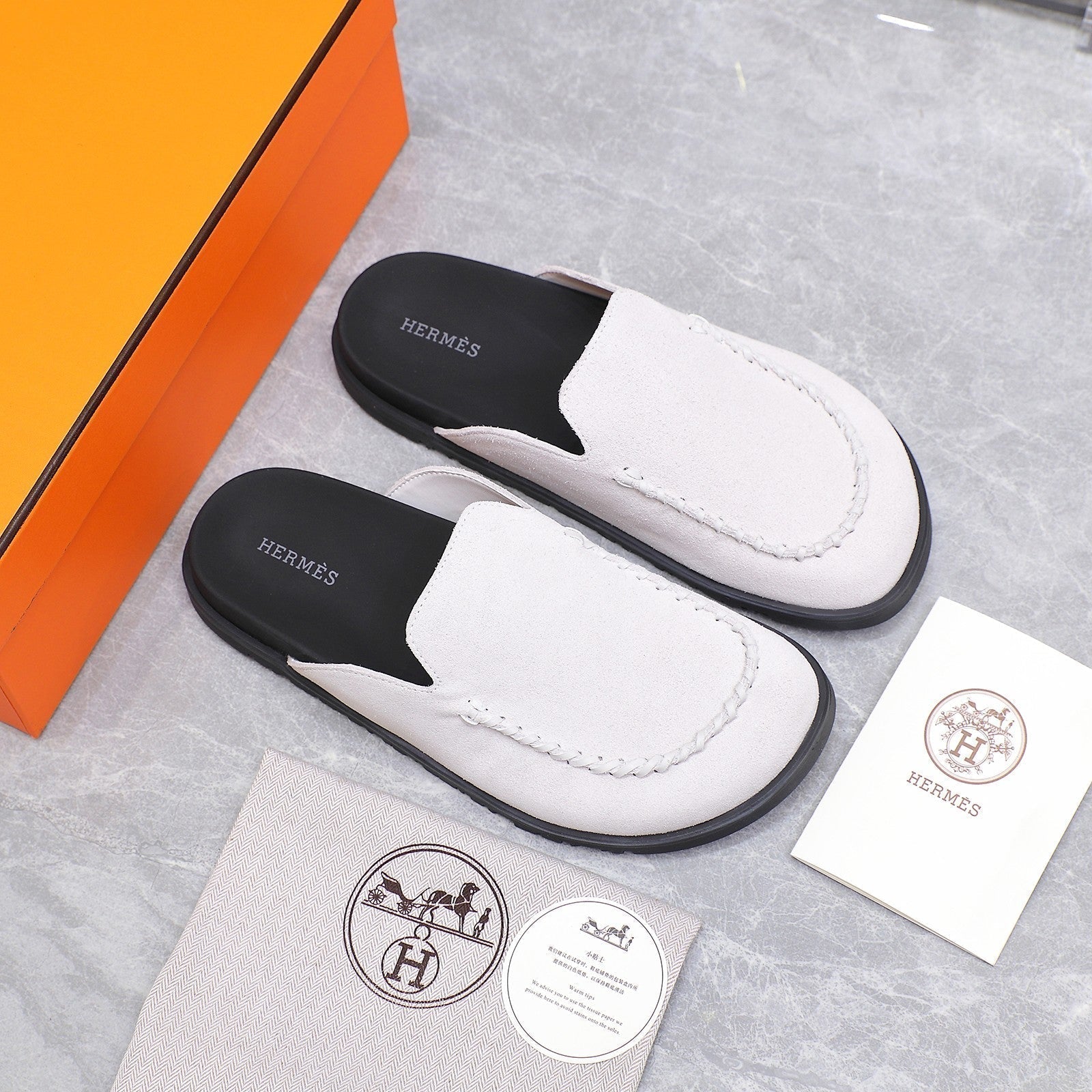 HM 25 Johan Mule Light Grey Suede