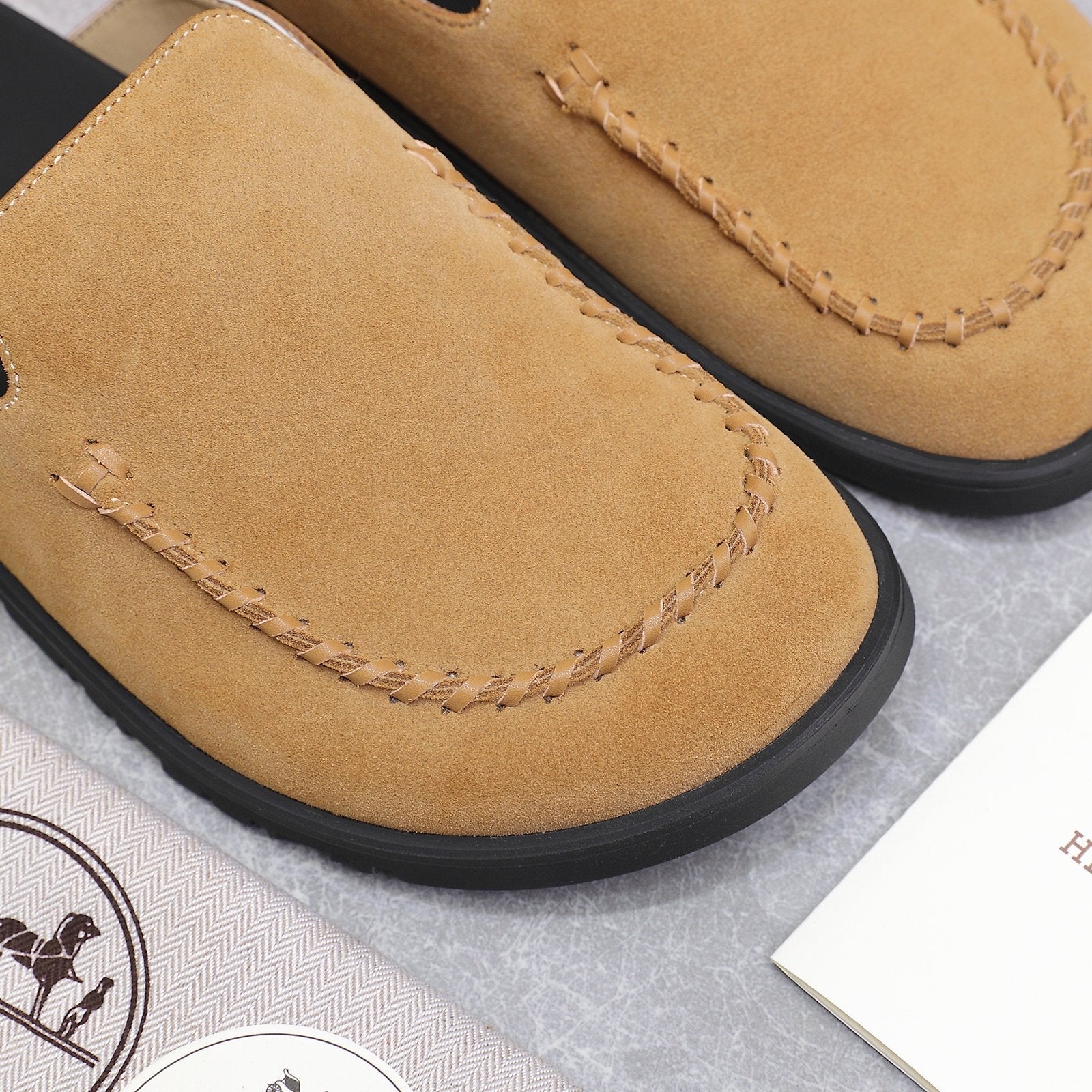 HM 25 Johan Mule Light Brown Suede