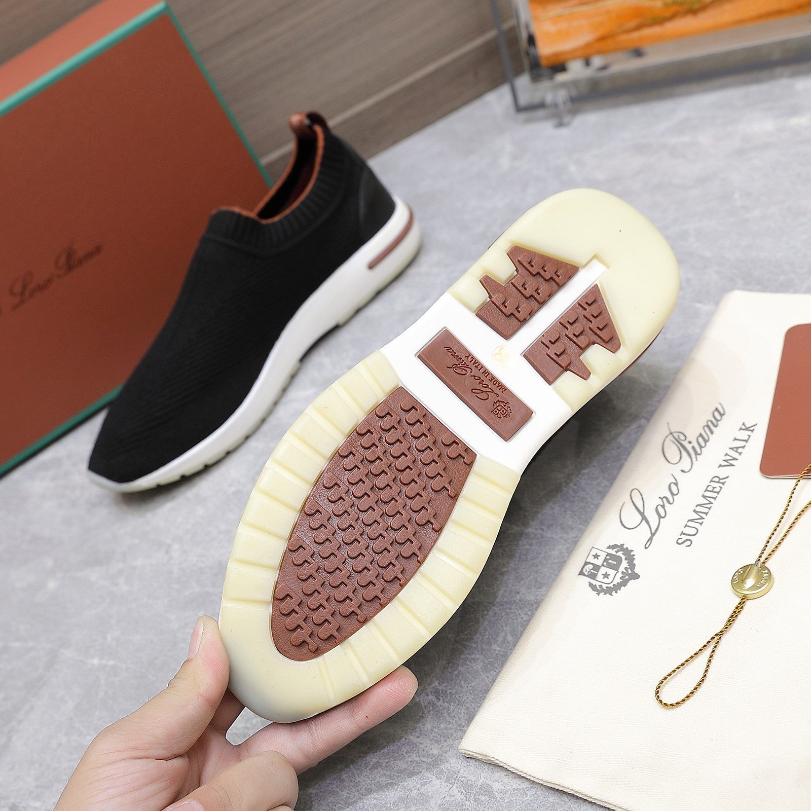 LP lady Flexy Walk Sneaker Black Wool And Calfskin 310446