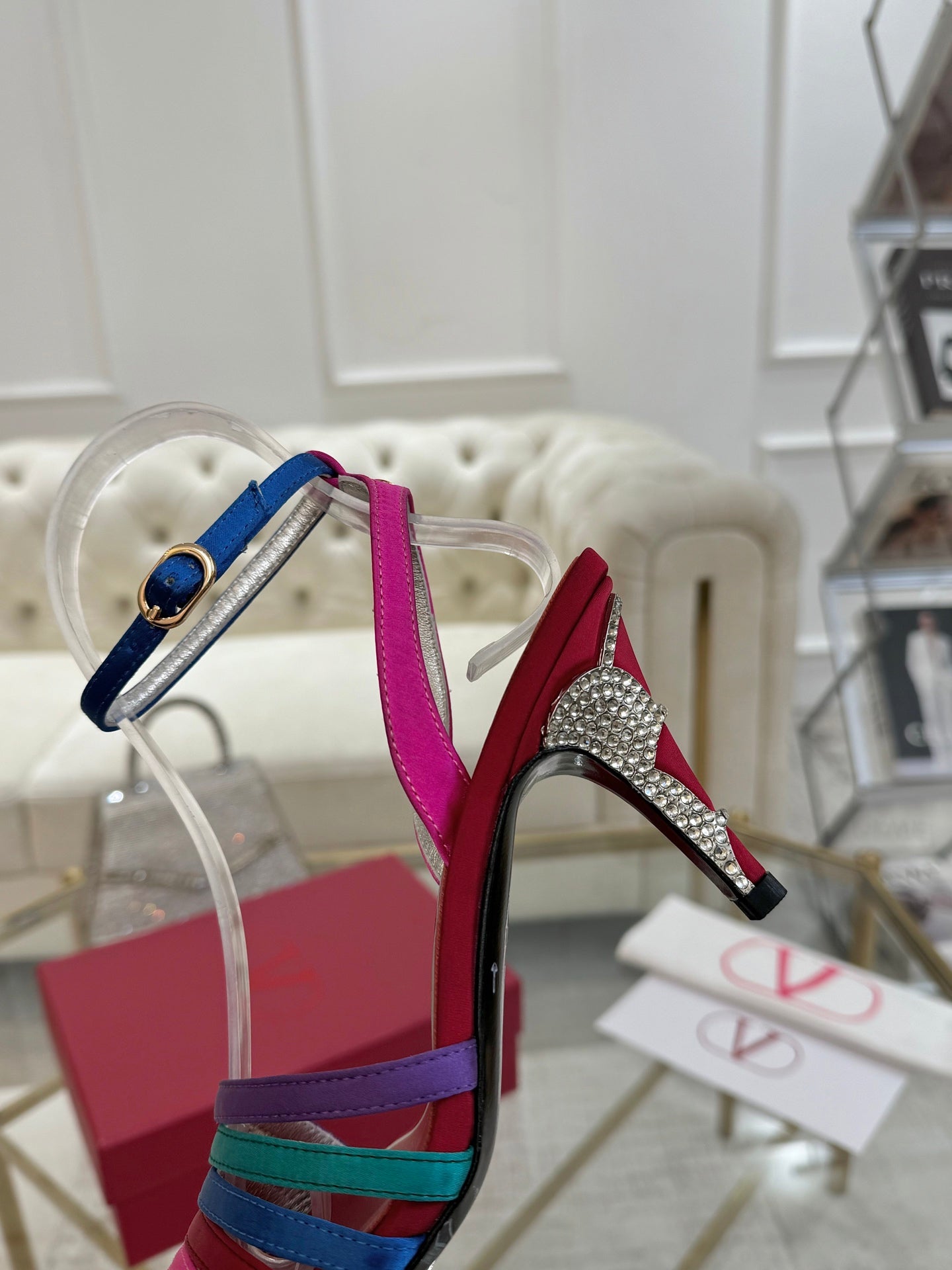 VT 25 Ladycrush Sandals Red Sheepskin 342088