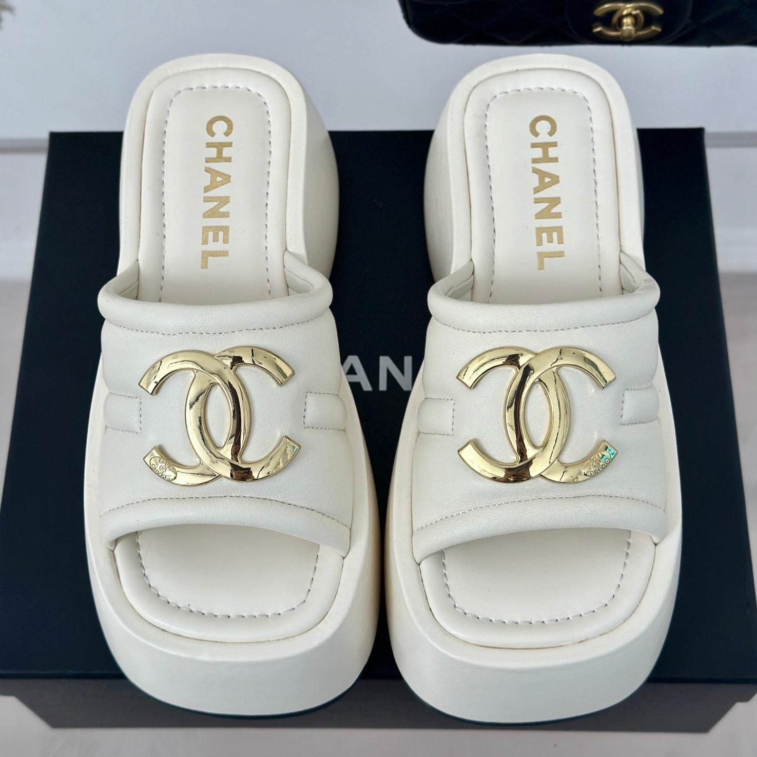 Large Double C Platform Slippers White