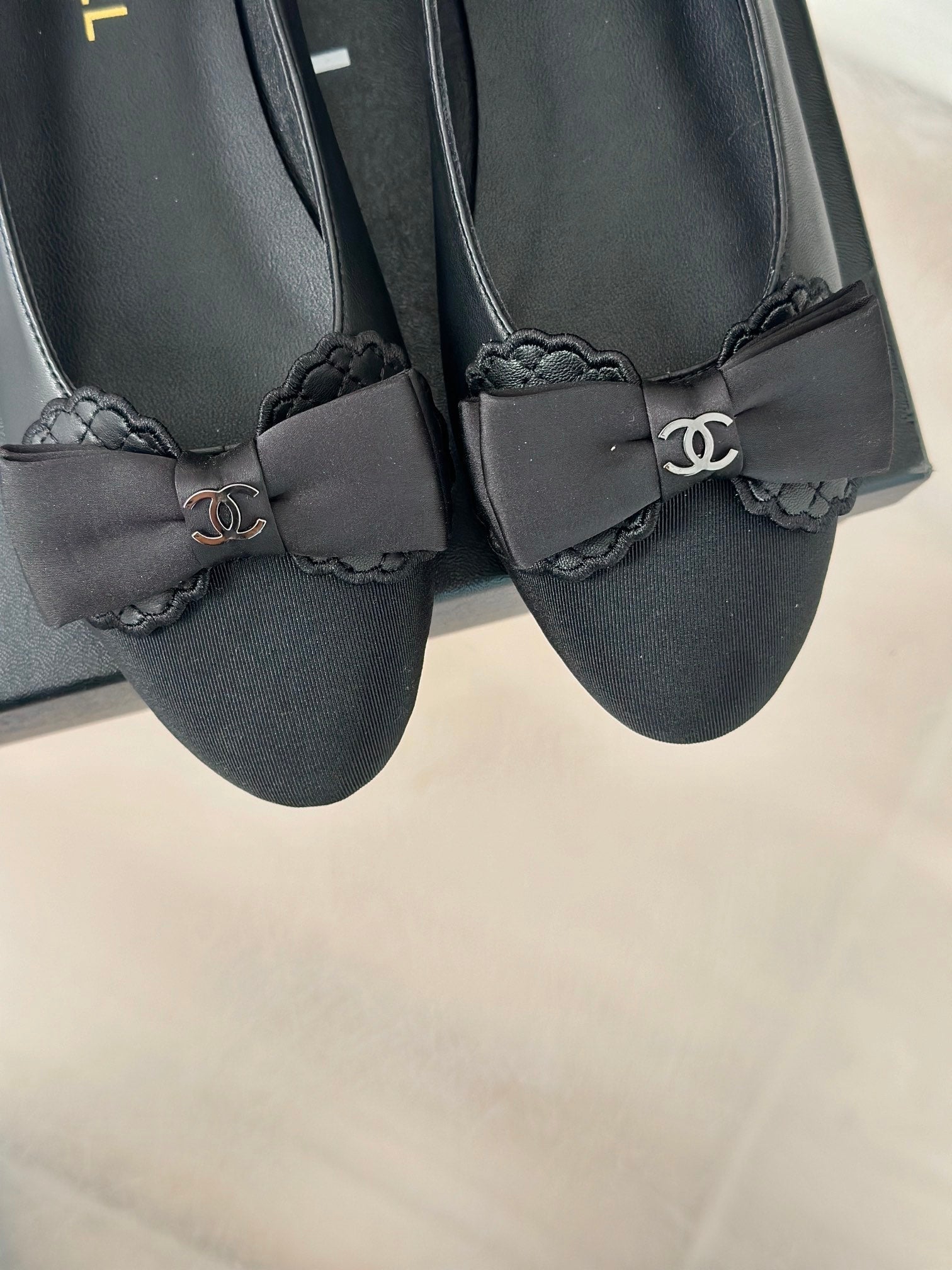 CC Ballet Flats Black With Bow Lambskin