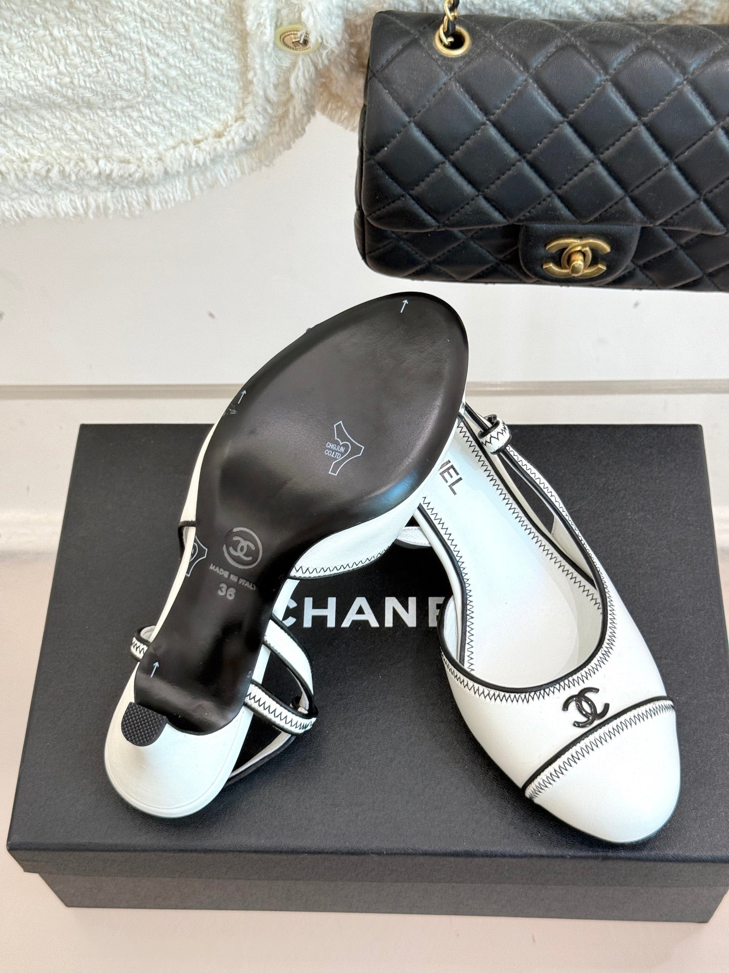 Chanel 25 Slingback White Black Sheepskin 473059