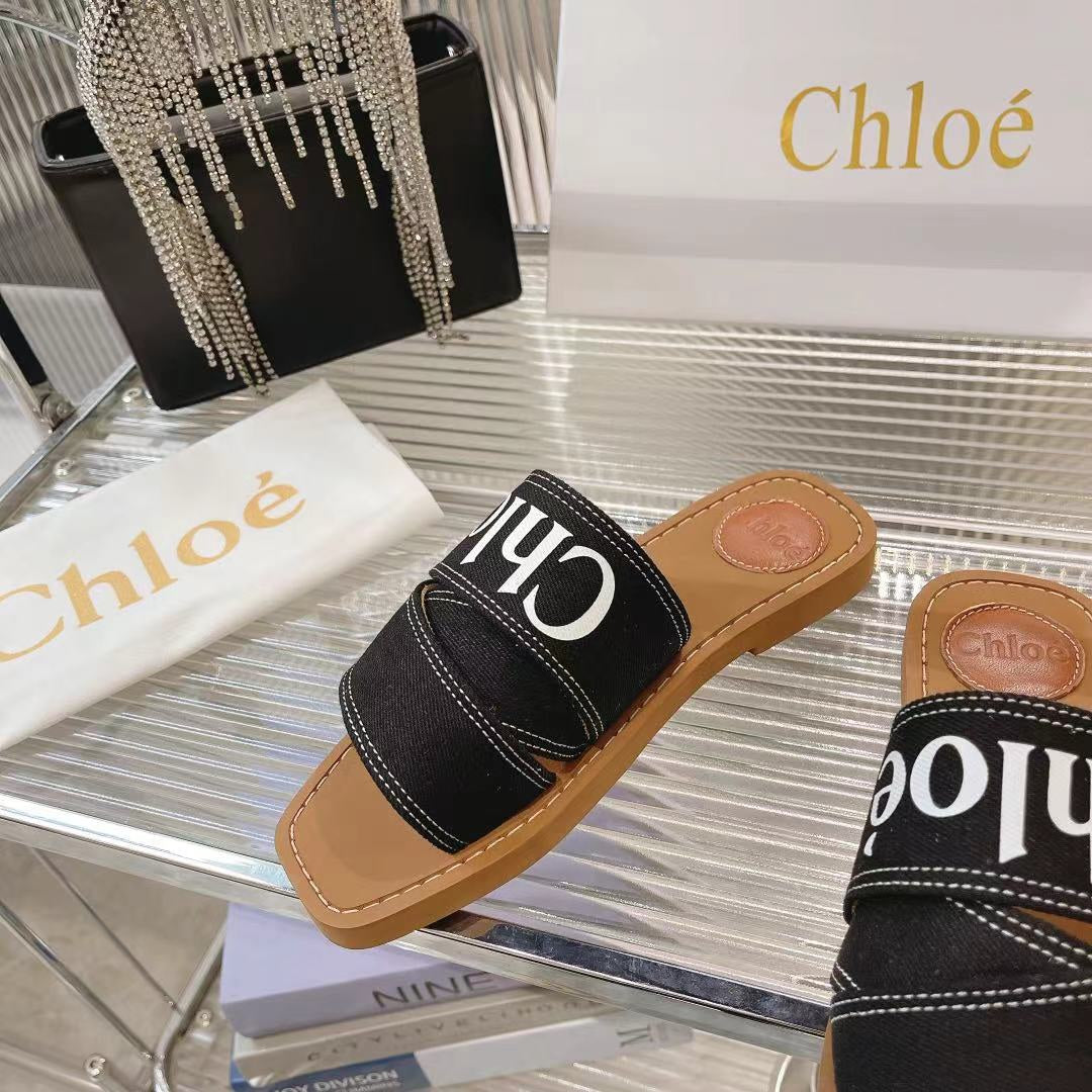 CHLOE WOODY MULE IN BLACK DENIM WITH WHITE LOGO