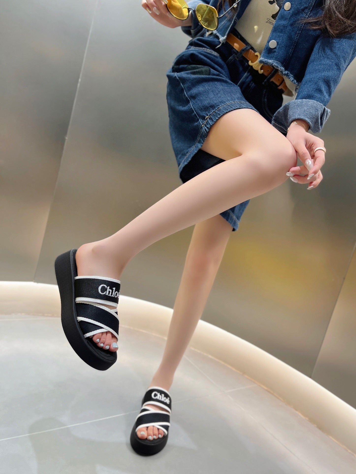 CHLOE PLATFORM SANDALS IN BLACK MIX WHITE DENSITY KNIT