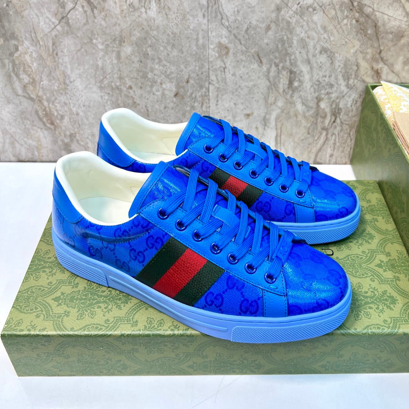 GG Men's ACE Sneaker Blue Calfskin 525957