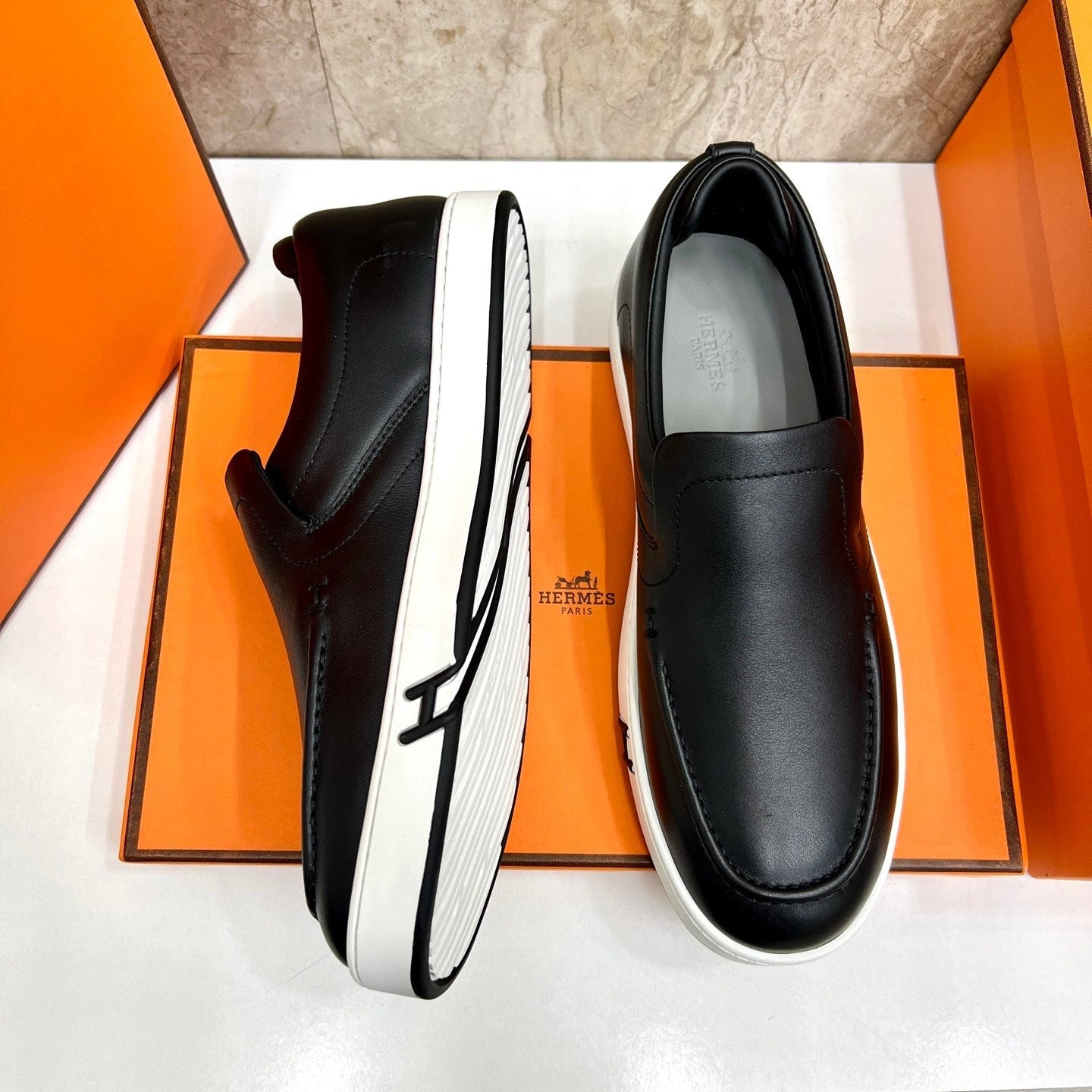 HM 25 Men's Kiddy Slip-on Shoe Black Cowhide 545621