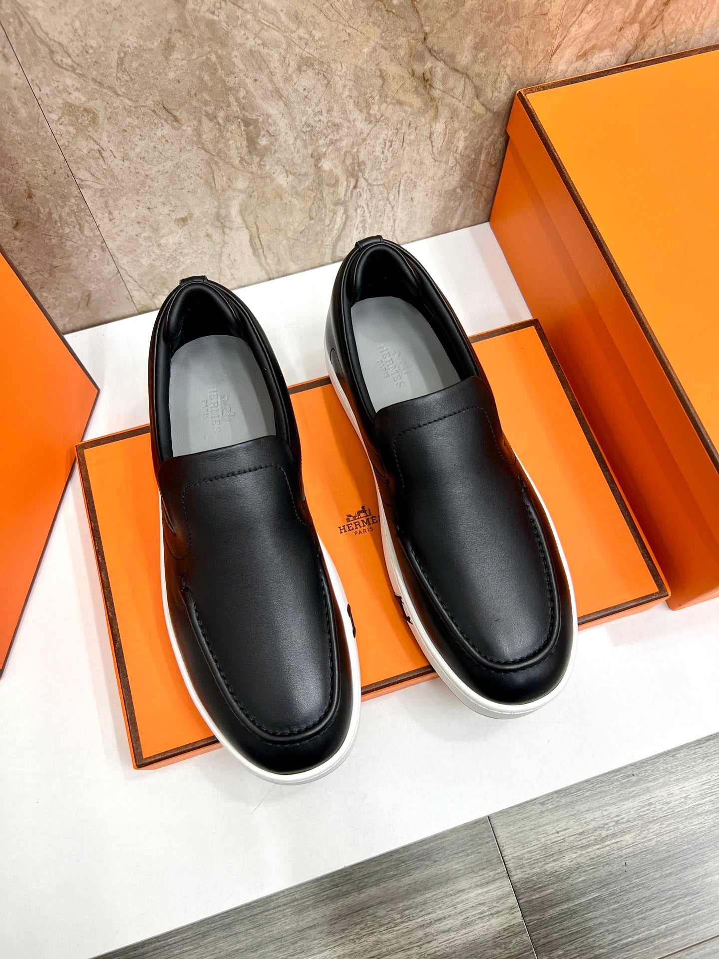 HM 25 Men's Kiddy Slip-on Shoe Black Cowhide 545621