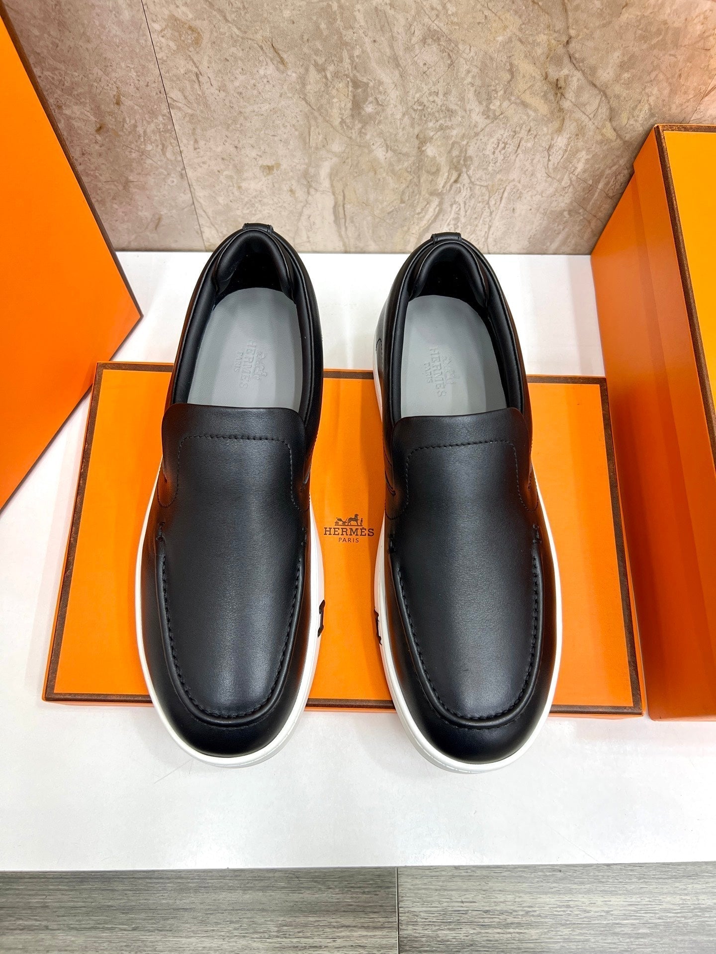 HM 25 Men's Kiddy Slip-on Shoe Black Cowhide 545621