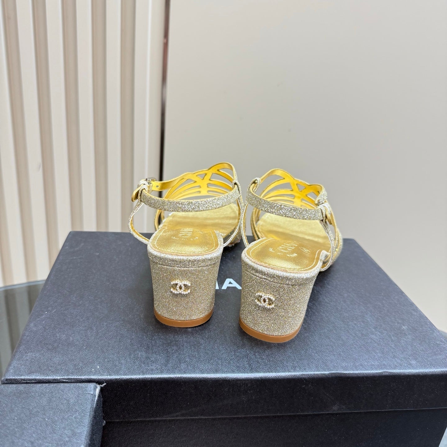 CC 25 Sandal Heels Gold Sheepskin 239418