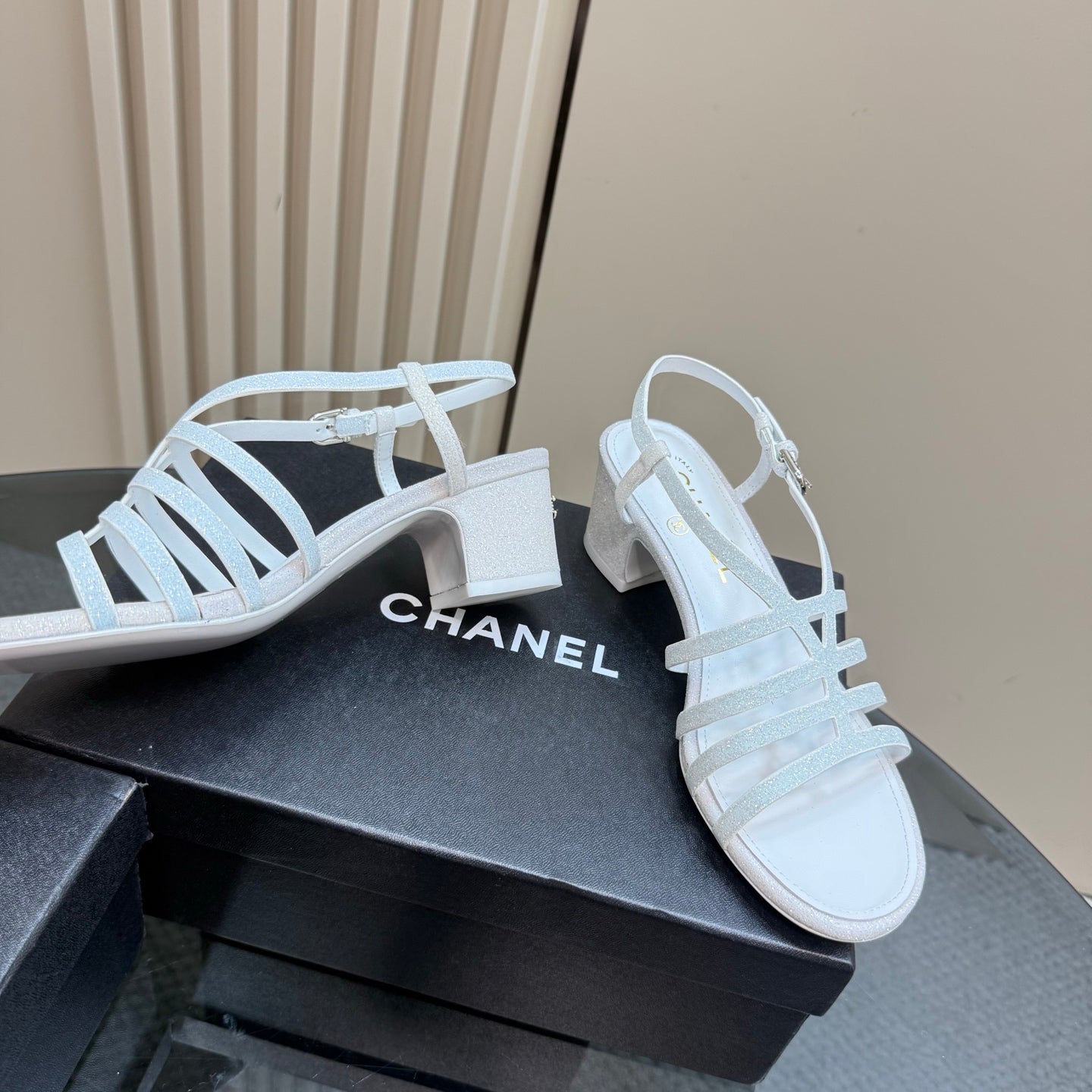 CC 25 Sandal Heels White Sheepskin 239419